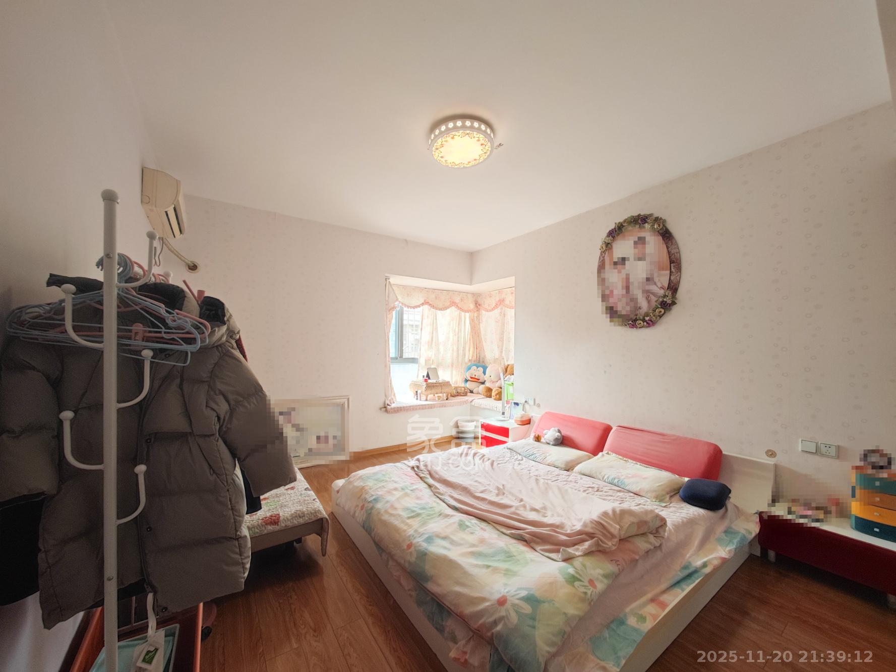 天赐良园 3室2厅0卫 88.0万 天赐良园 3室2厅0卫 88.0万卧室