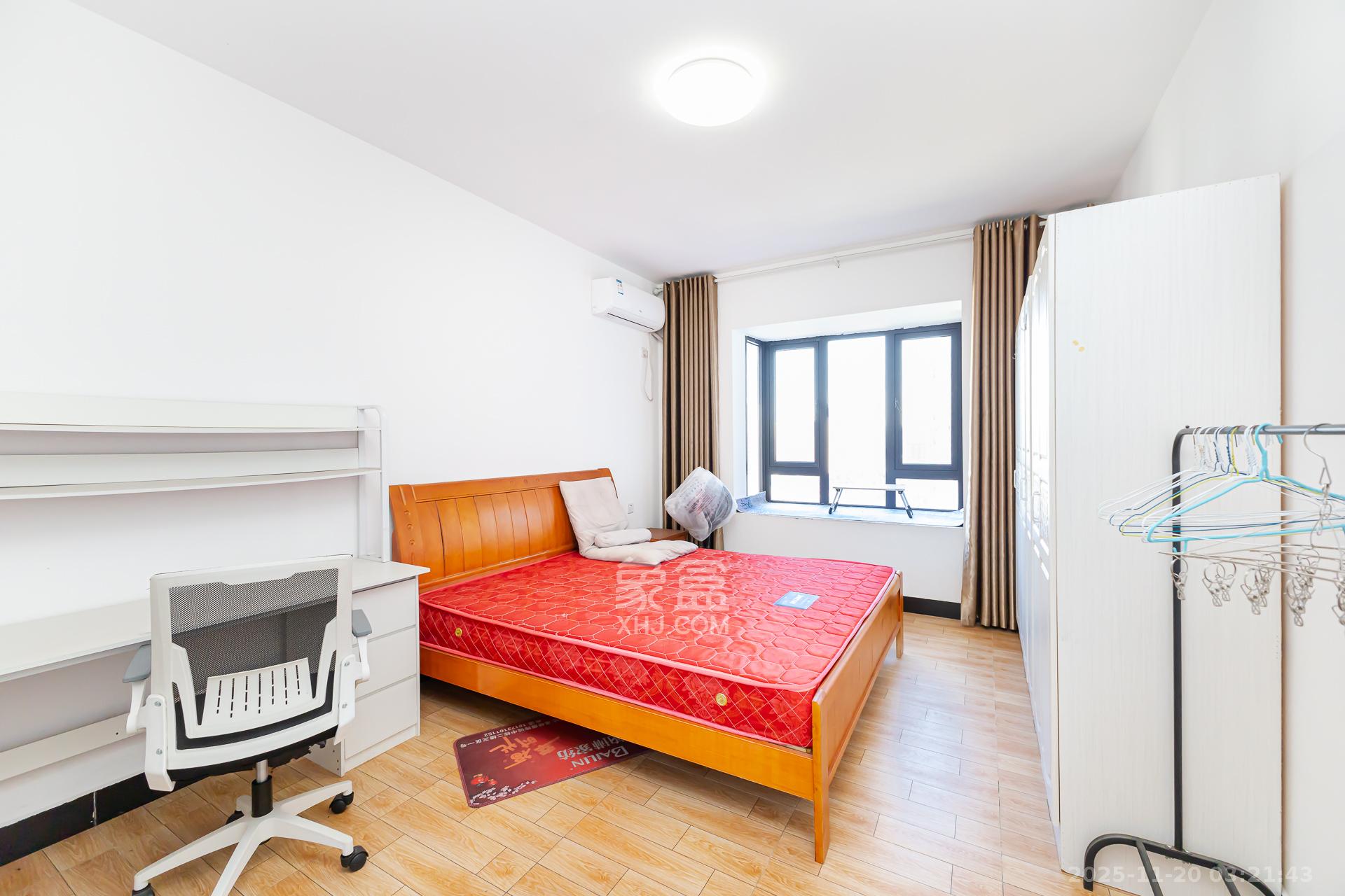 勤诚达境界城  4室2厅2卫    85.0万卧室