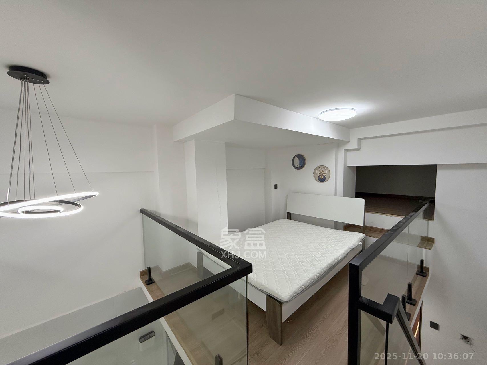 力高凤凰新天  2室1厅1卫    2400.0元/月室内图