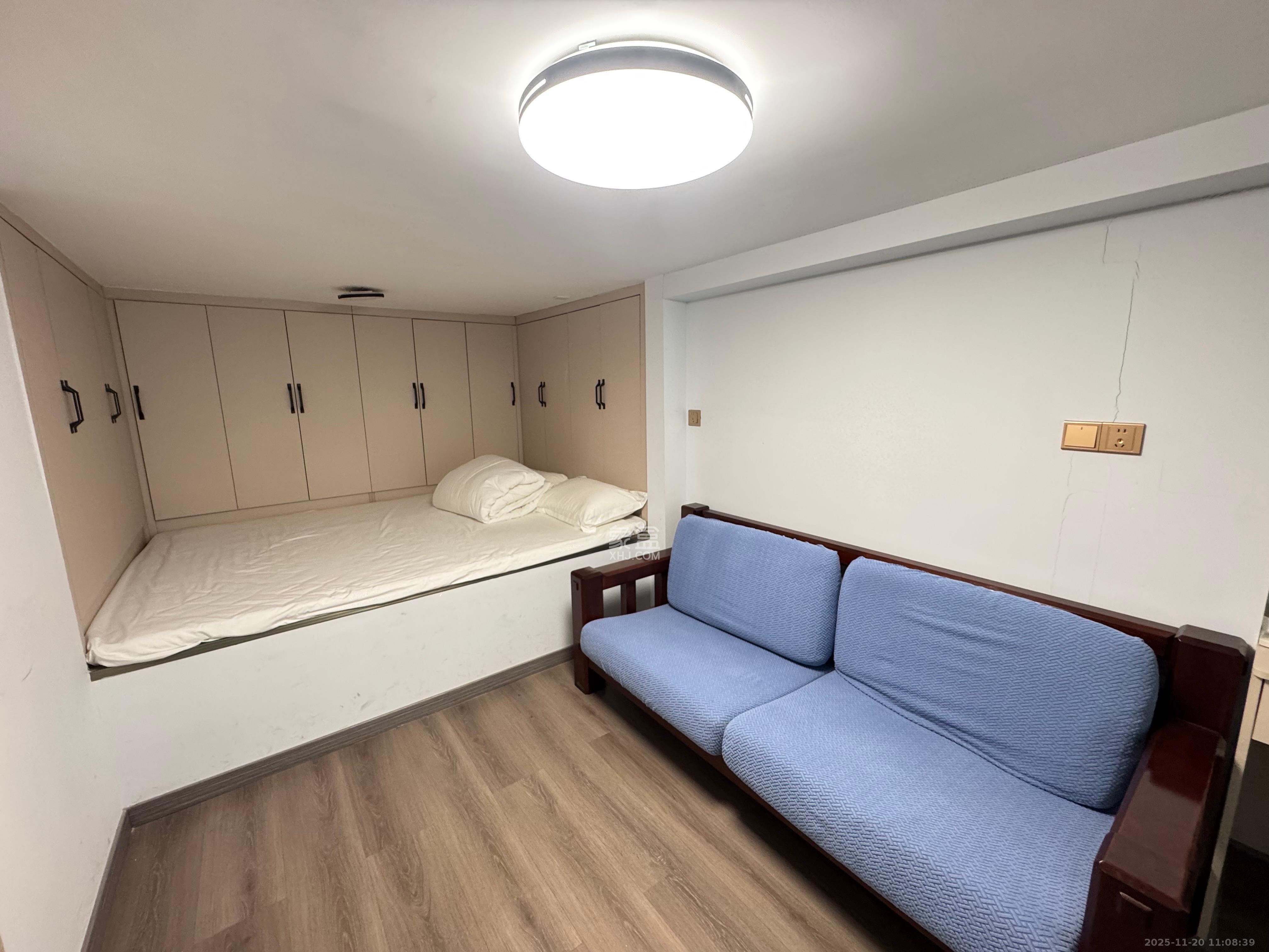 福晟翡翠湾 2室1厅1卫 2300.0元/月 福晟翡翠湾 2室1厅1卫 2300.0元/月室内图