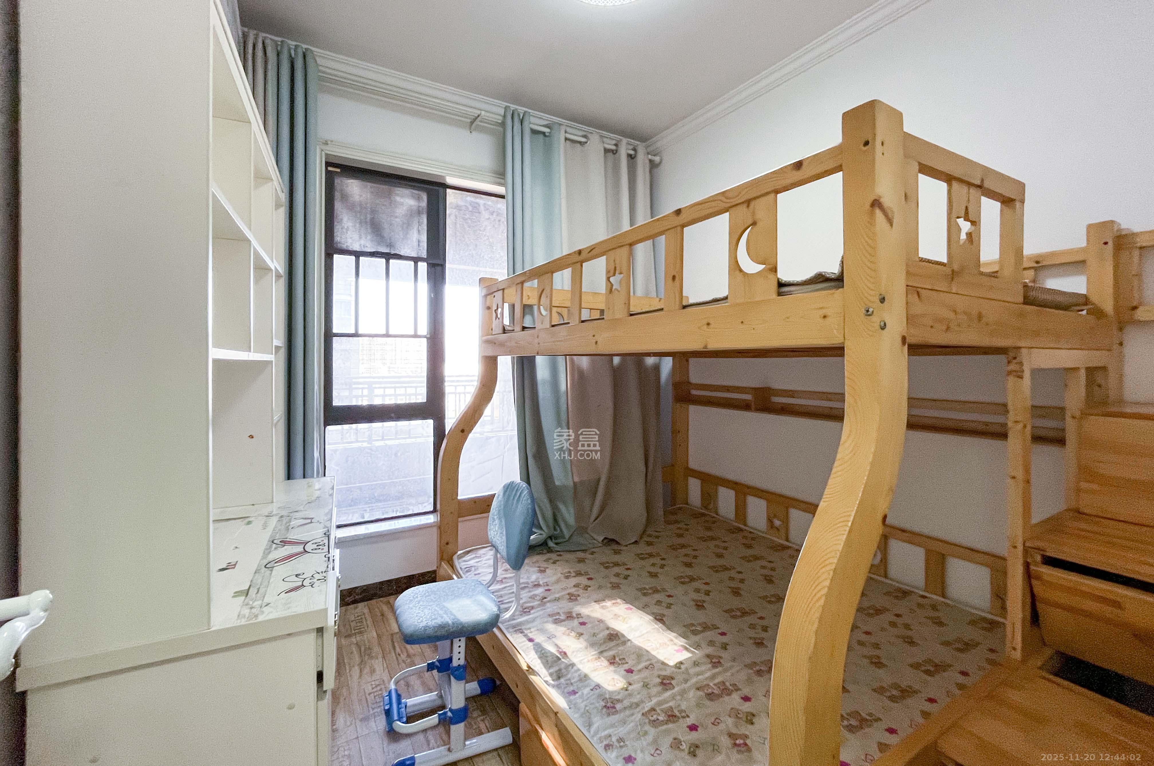 梅溪湖金茂悦(金悦雅苑) 3室2厅2卫 180.0万 梅溪湖金茂悦(金悦雅苑) 3室2厅2卫 180.0万其他