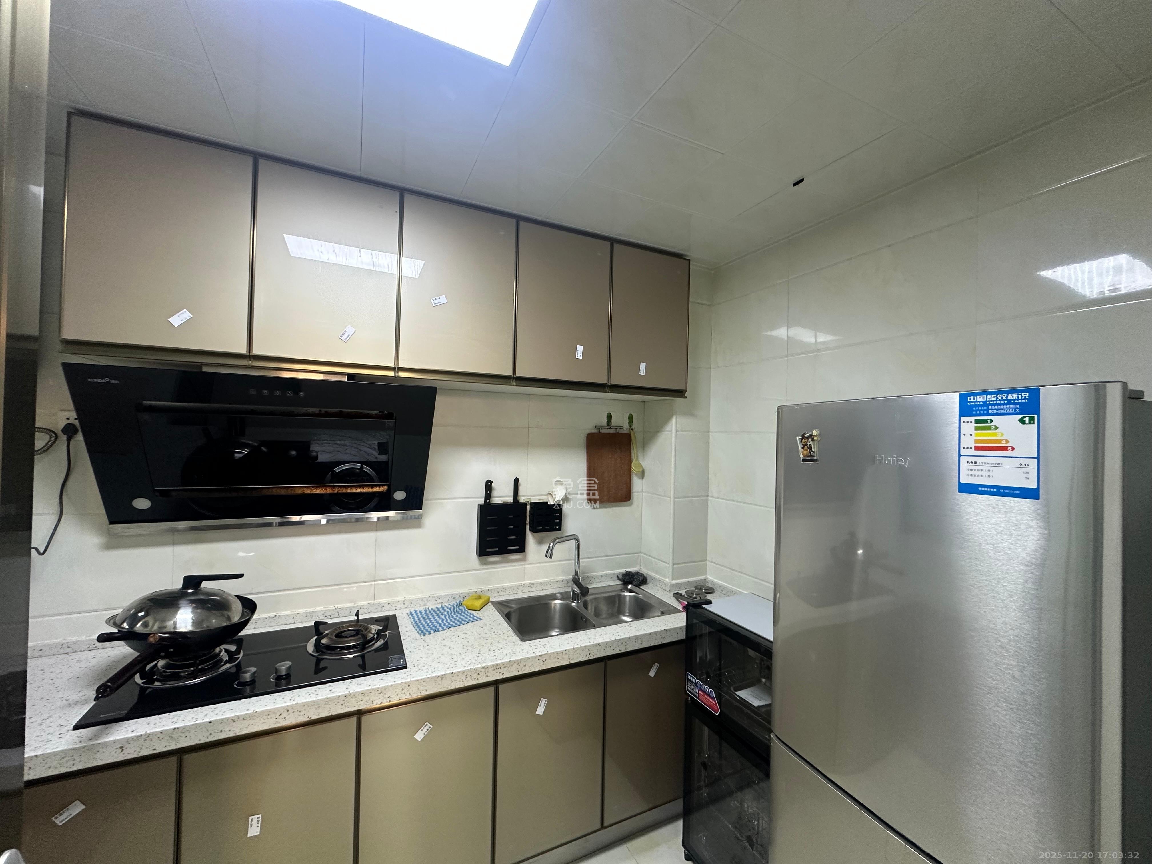 欧亚达国际广场 2室1厅1卫 1700.0元/月 欧亚达国际广场 2室1厅1卫 1700.0元/月室内图