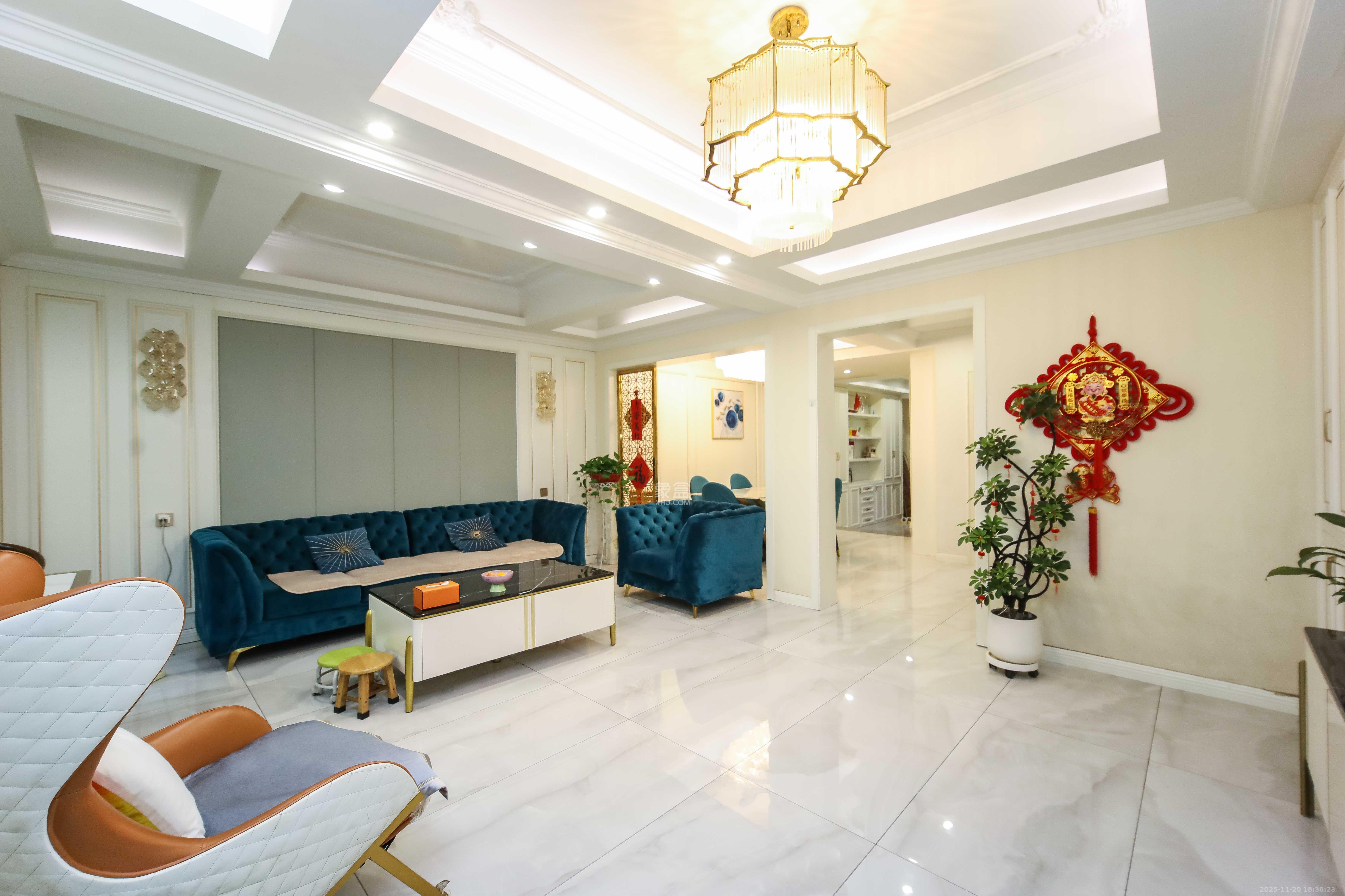 水云间  6室2厅3卫    450.0万客厅