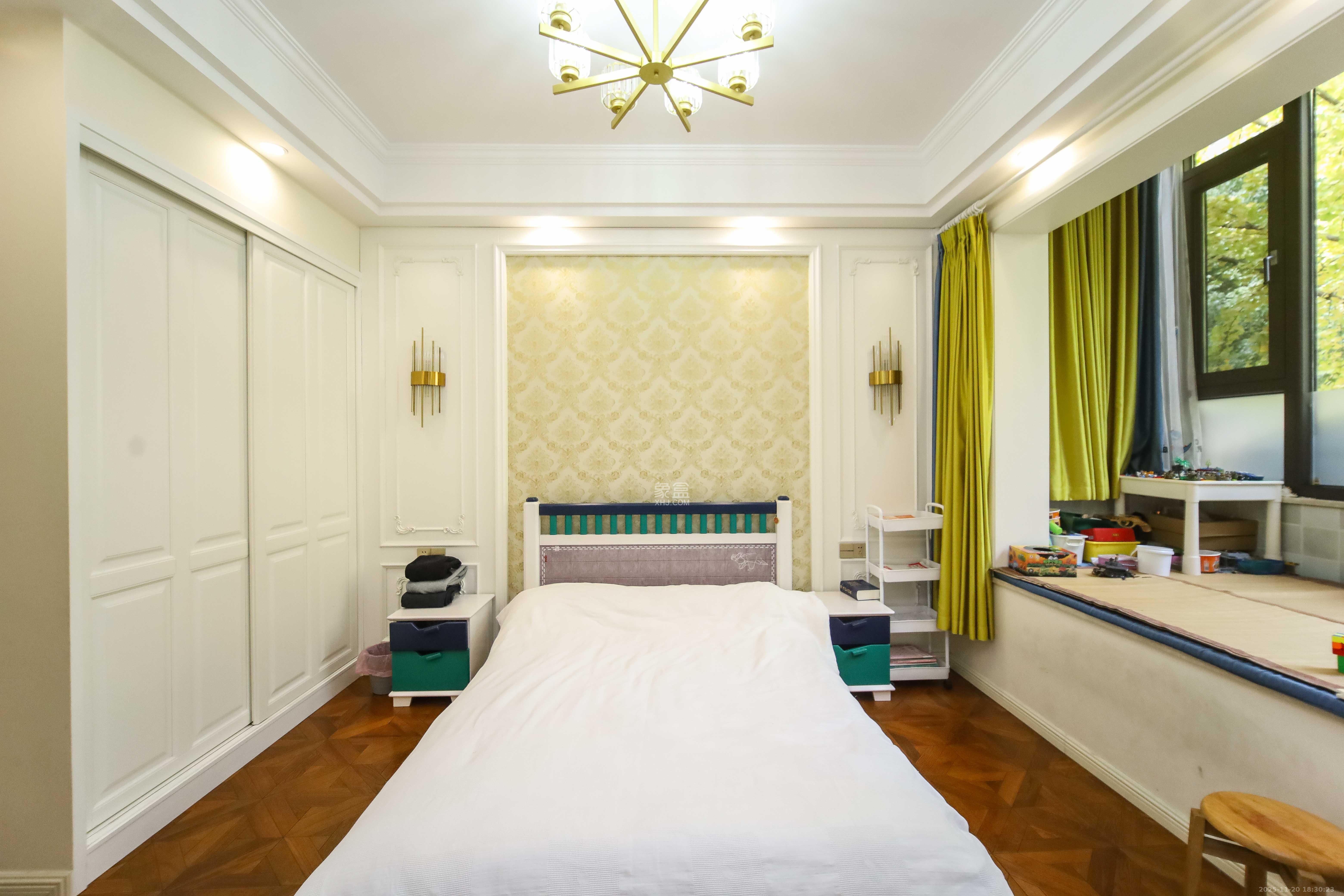 水云间 6室2厅3卫 450.0万 水云间 6室2厅3卫 450.0万卧室