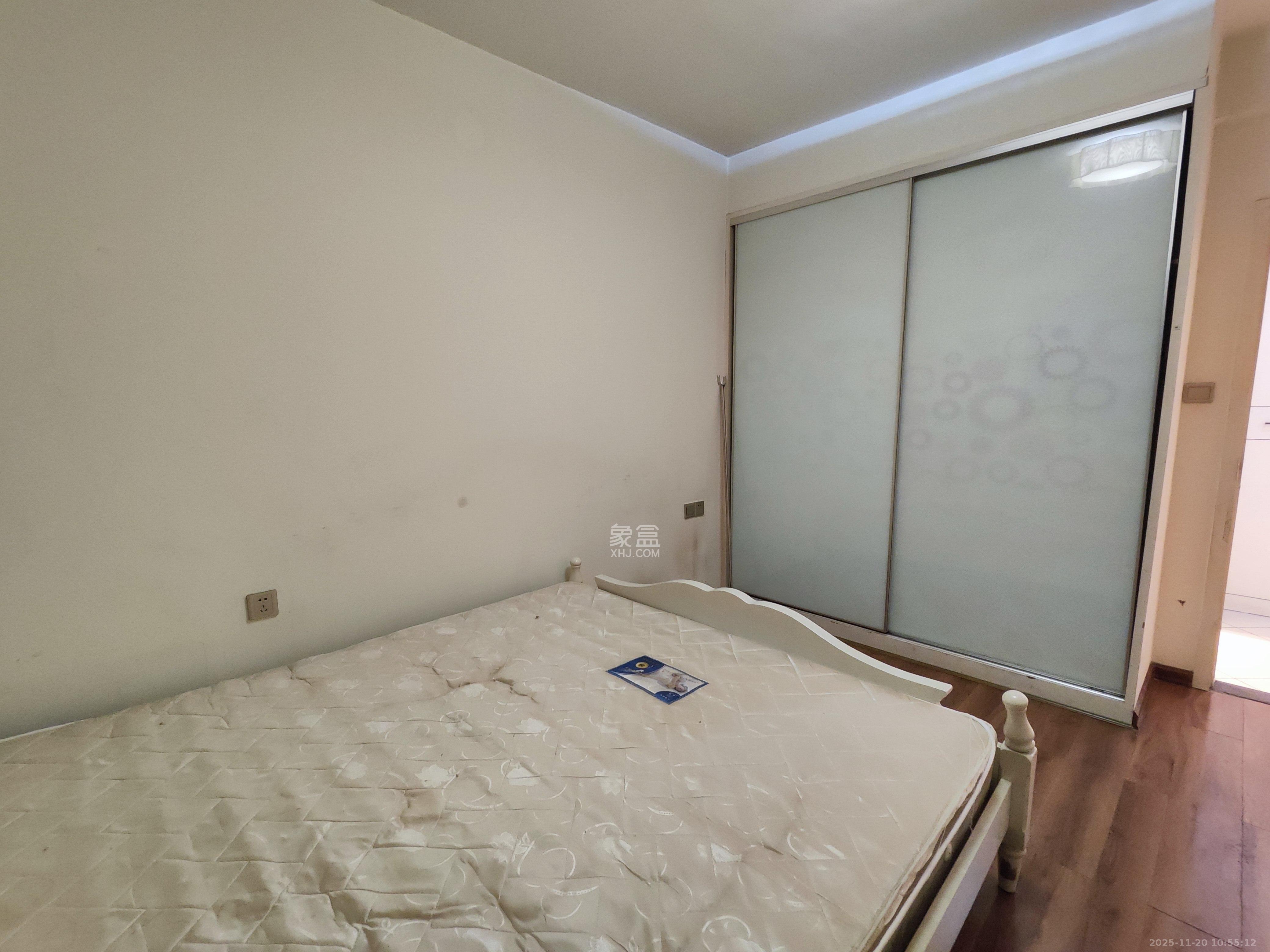 中国铁建国际城一期  2室2厅1卫    1500.0元/月室内图