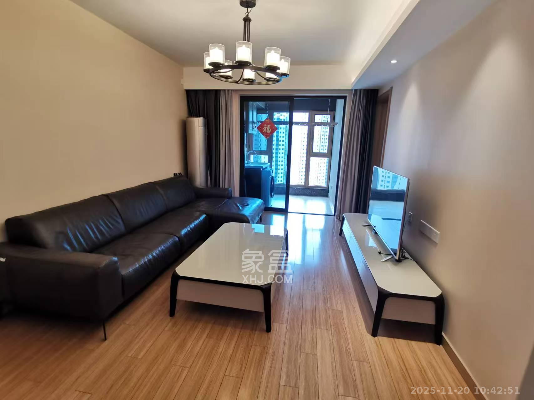 万科金域蓝湾  3室2厅2卫    3300.0元/月