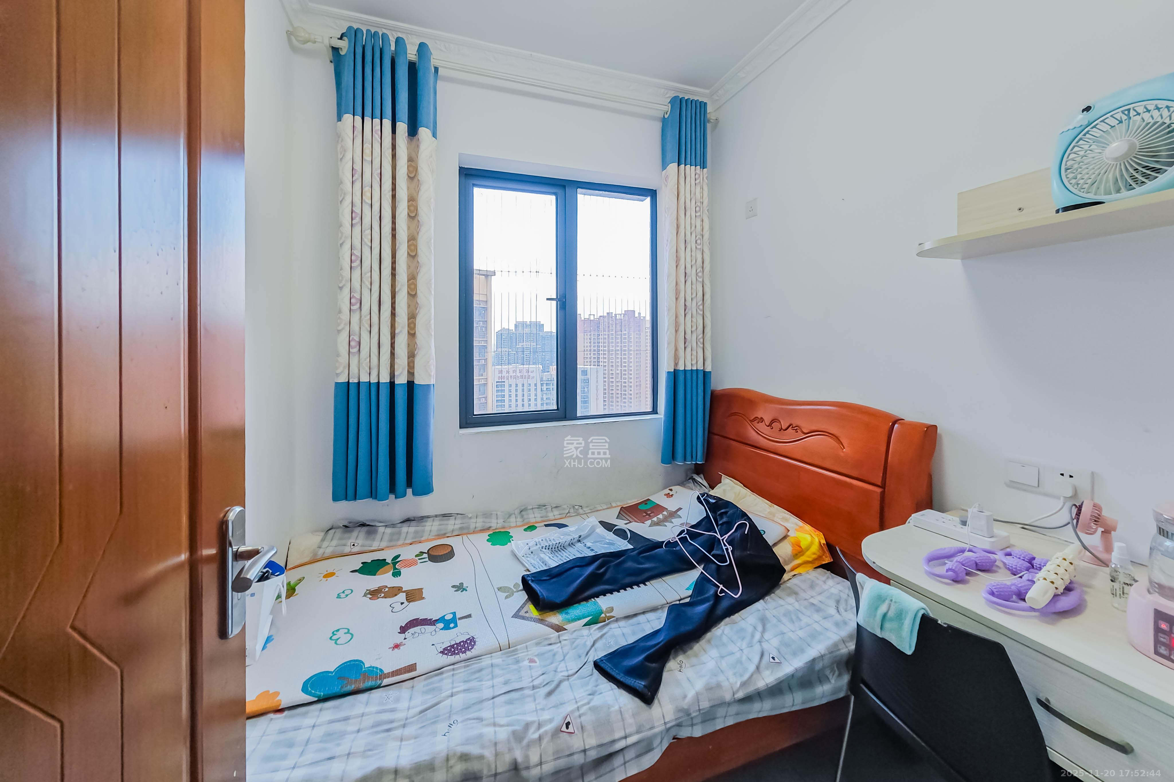 叠彩兰亭 2室1厅1卫 53.8万 叠彩兰亭 2室1厅1卫 53.8万卧室