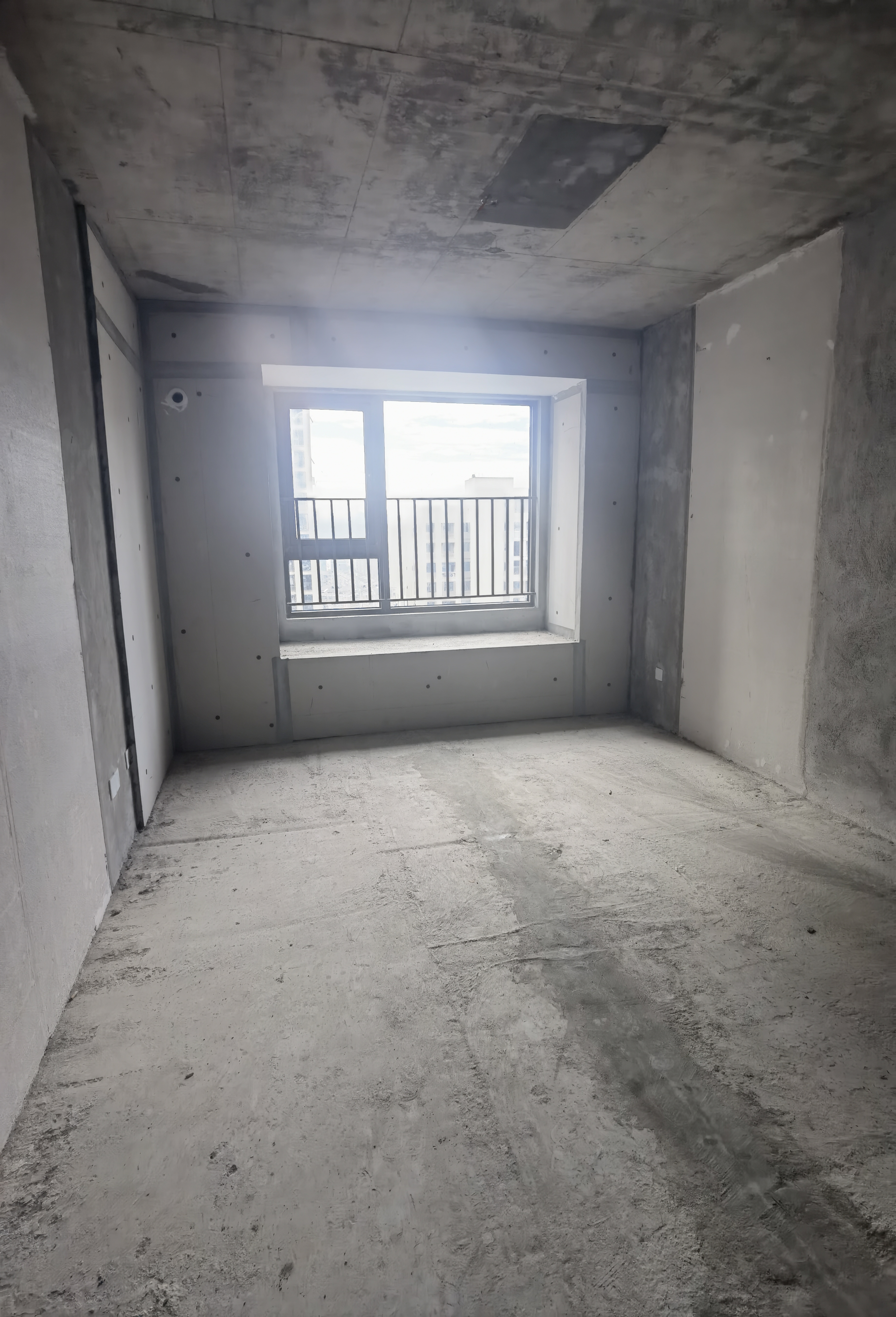 吾悦广场 4室2厅2卫 78.8万 吾悦广场 4室2厅2卫 78.8万客厅