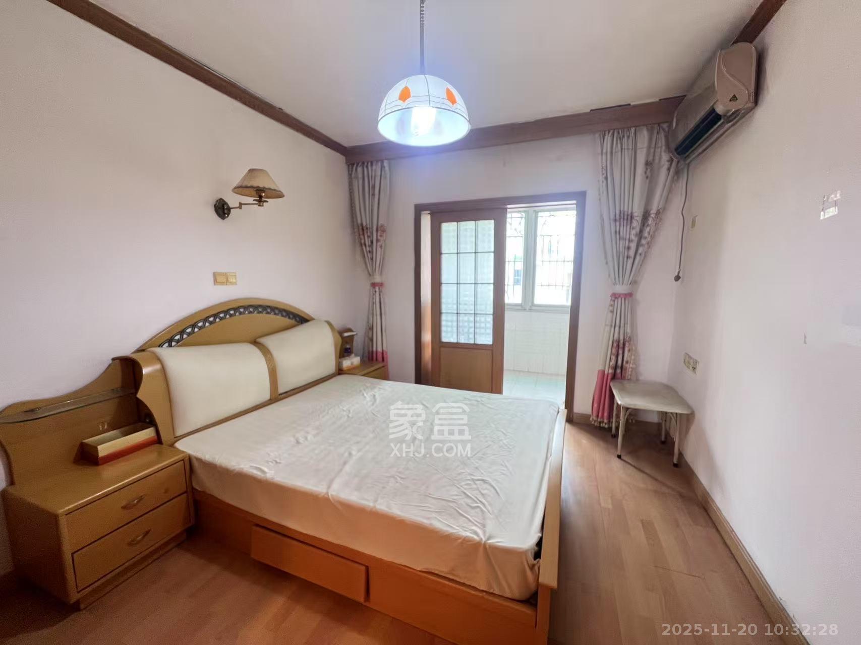 福乐凯公寓 3室2厅2卫 3000.0元/月 福乐凯公寓 3室2厅2卫 3000.0元/月室内图