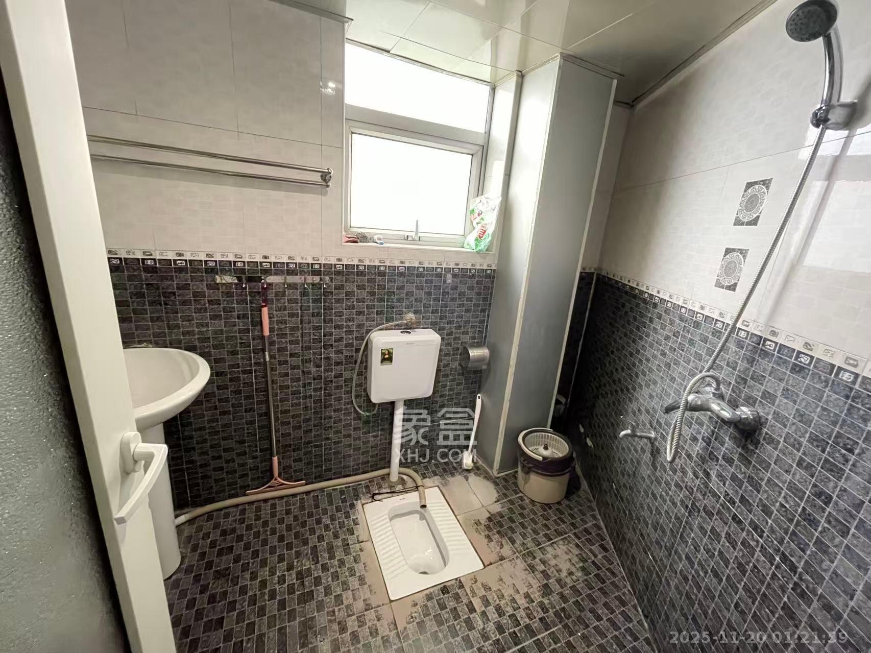 凯通国际城(凯通朝庭) 3室1厅1卫 2600.0元/月 凯通国际城(凯通朝庭) 3室1厅1卫 2600.0元/月室内图