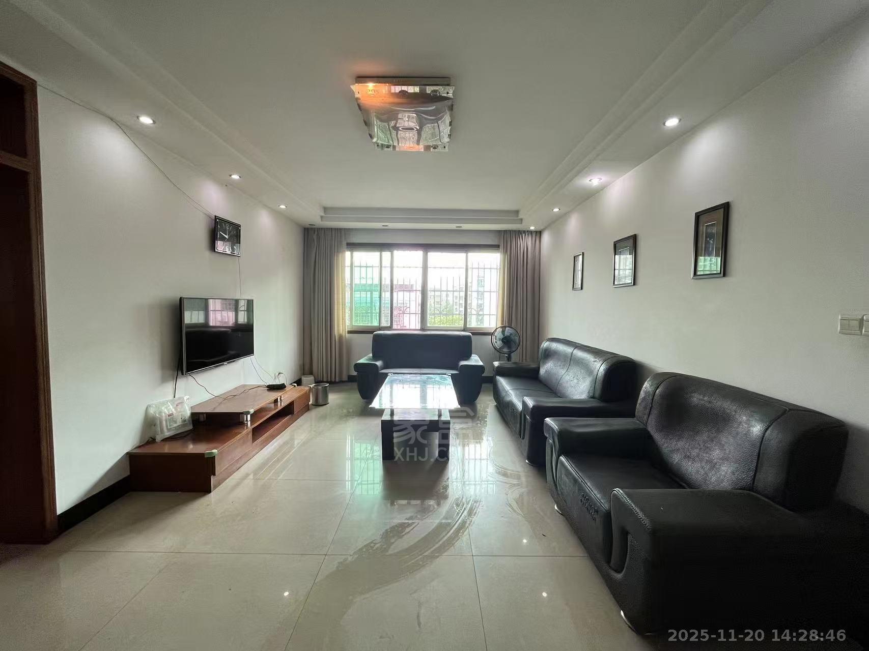 庆云小区 3室2厅1卫 1100.0元/月 庆云小区 3室2厅1卫 1100.0元/月室内图