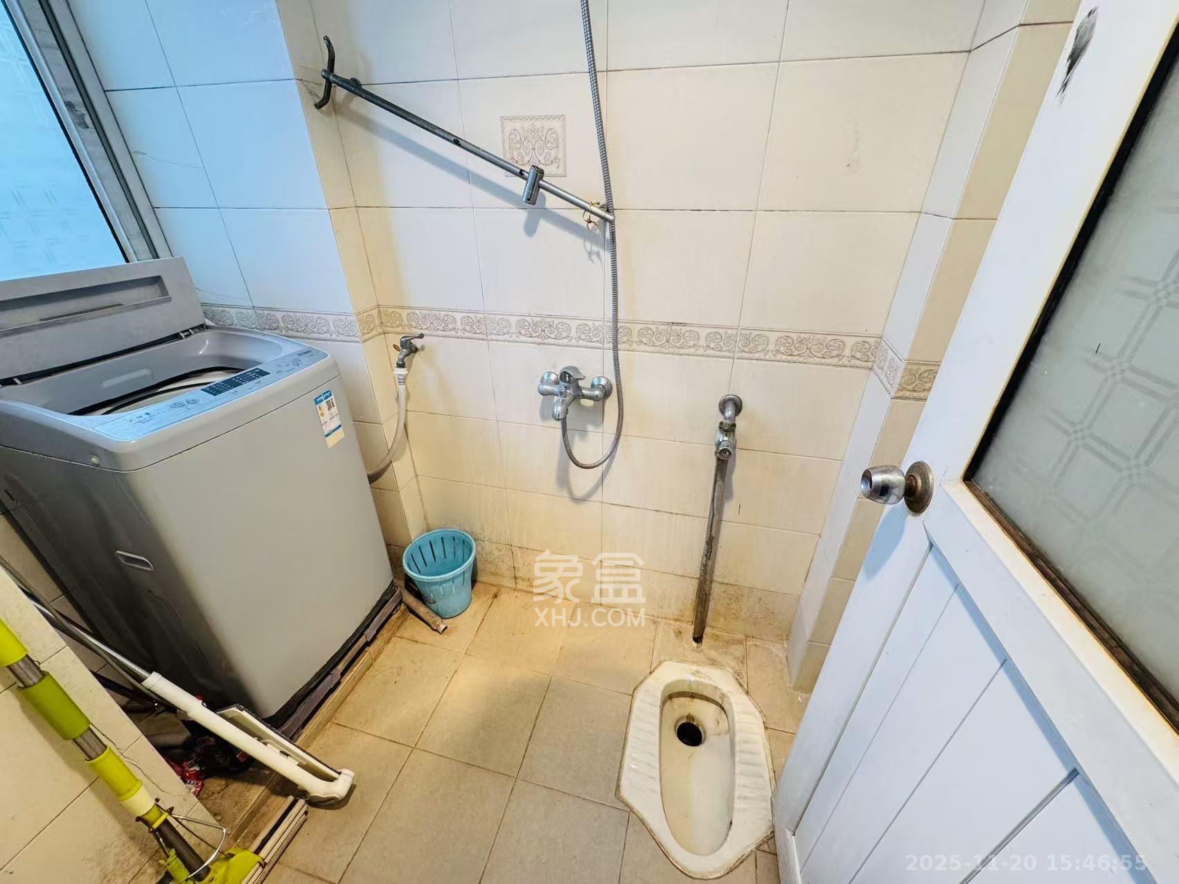 二机小区  2室1厅1卫    1200.0元/月室内图