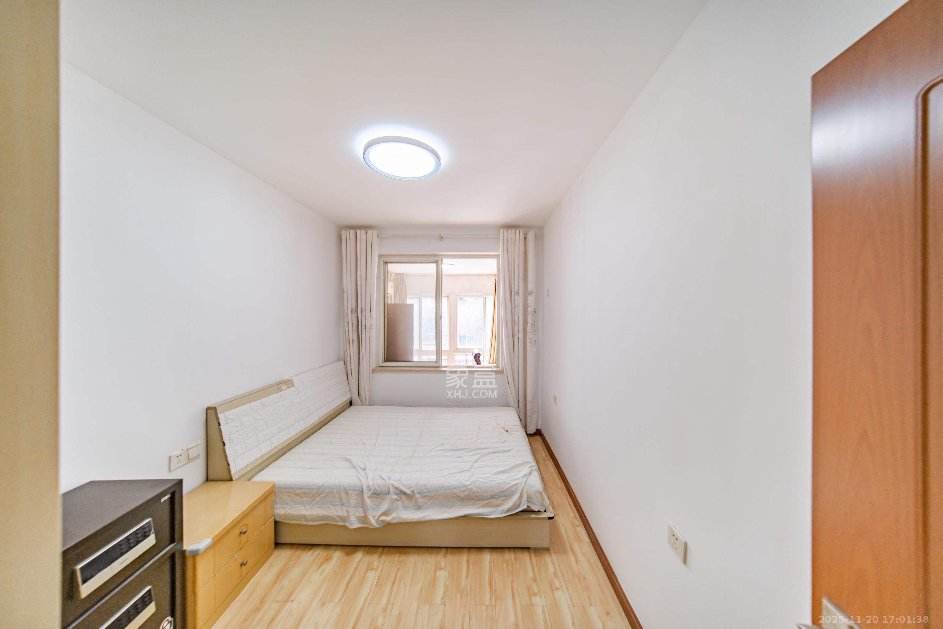 金地园 3室2厅2卫 72.0万 金地园 3室2厅2卫 72.0万卧室