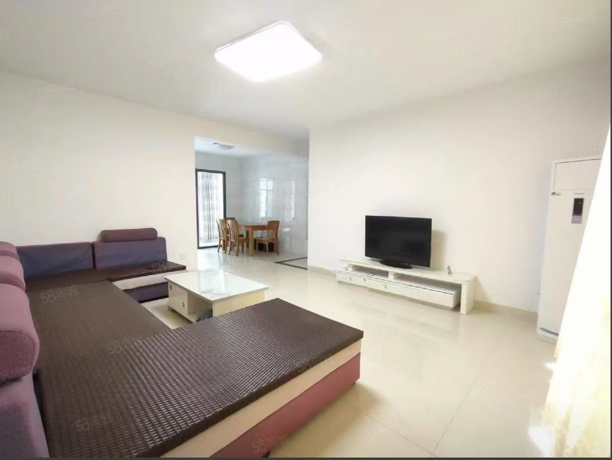 尚书房  3室2厅2卫    2000.0元/月