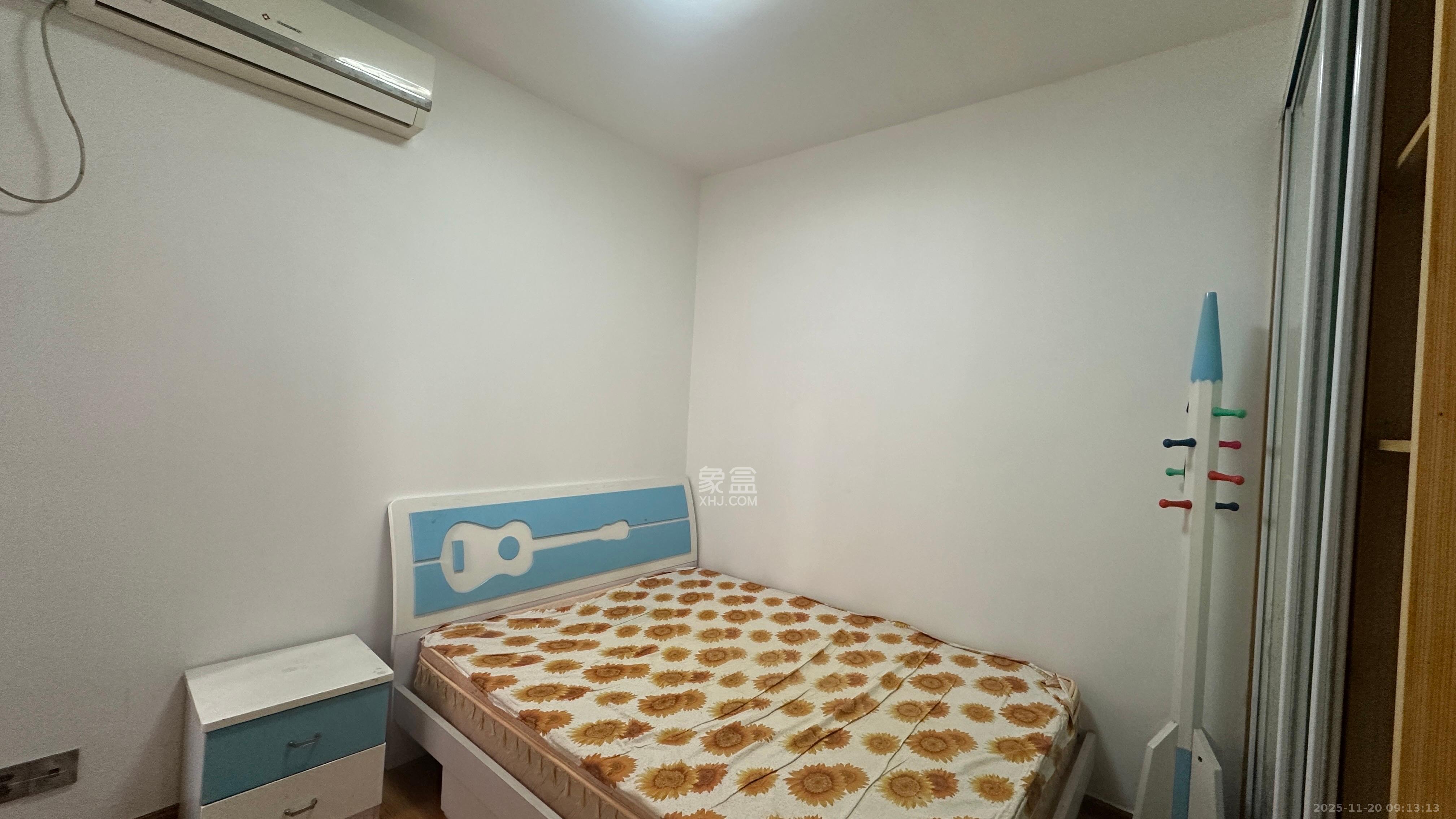 新城国际花都  2室2厅1卫    1400.0元/月室内图