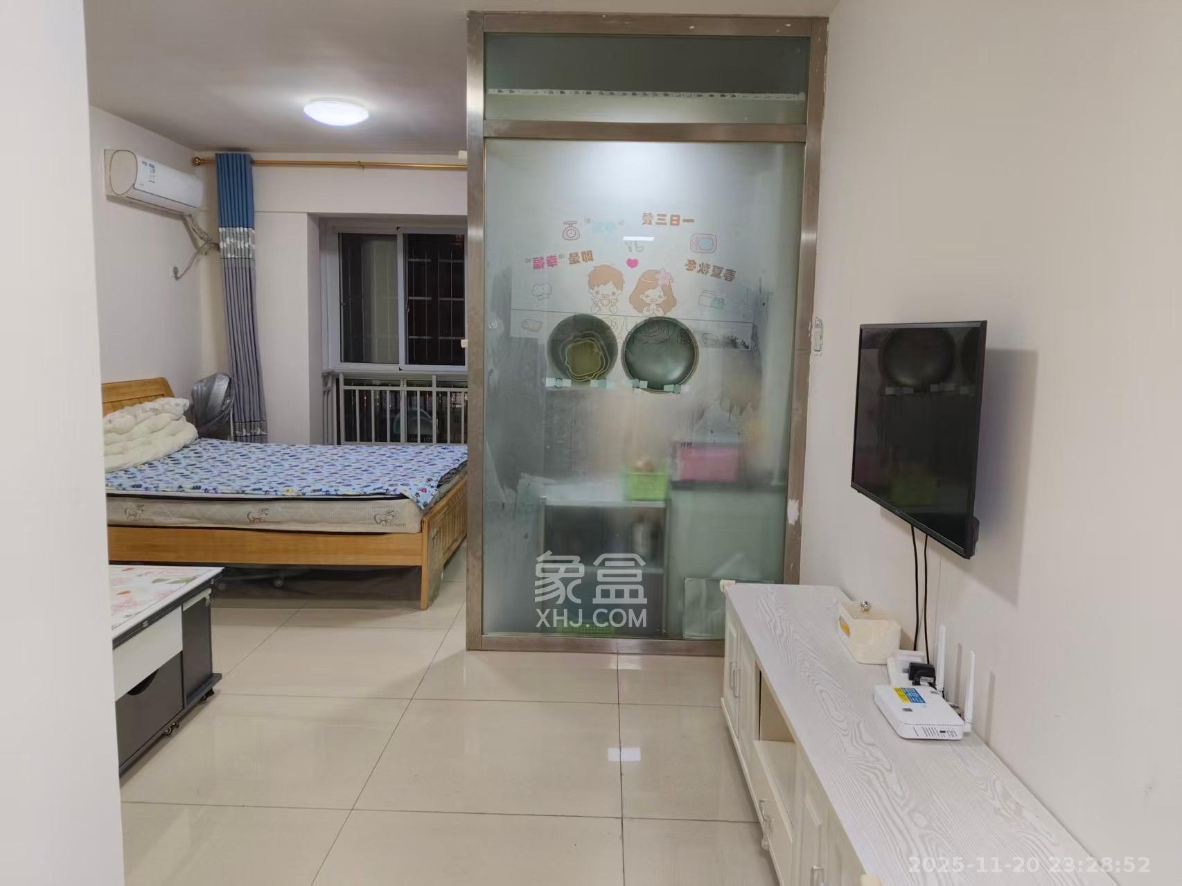 时代星城  1室1厅1卫    1300.0元/月室内图