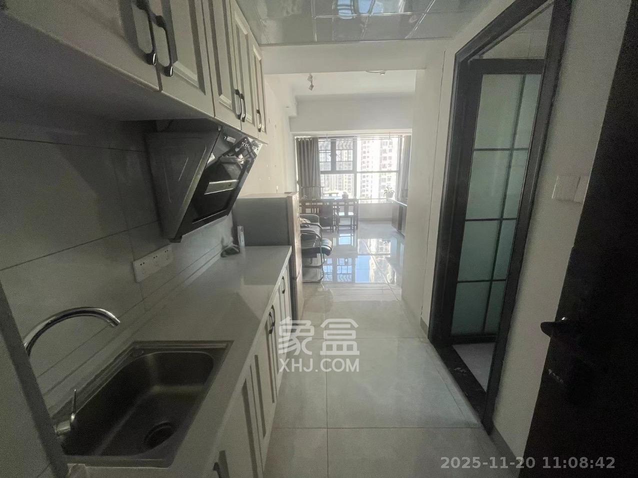 润和国际广场  1室1厅1卫    1800.0元/月室内图