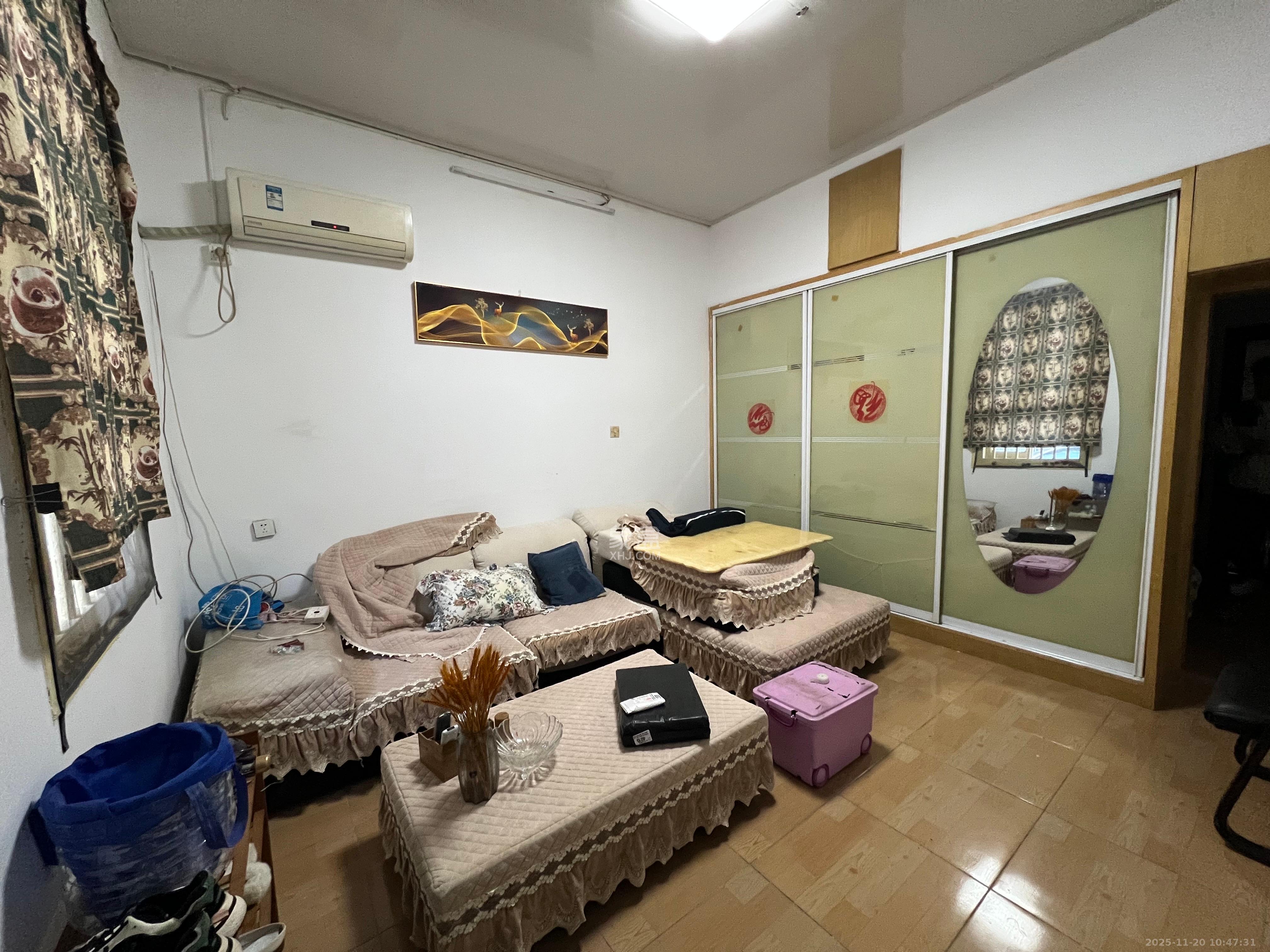 东瓜山二村  1室1厅1卫    800.0元/月室内图1