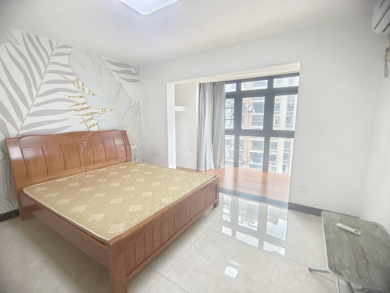 紫泉花坊  3室2厅2卫    2300.0元/月室内图