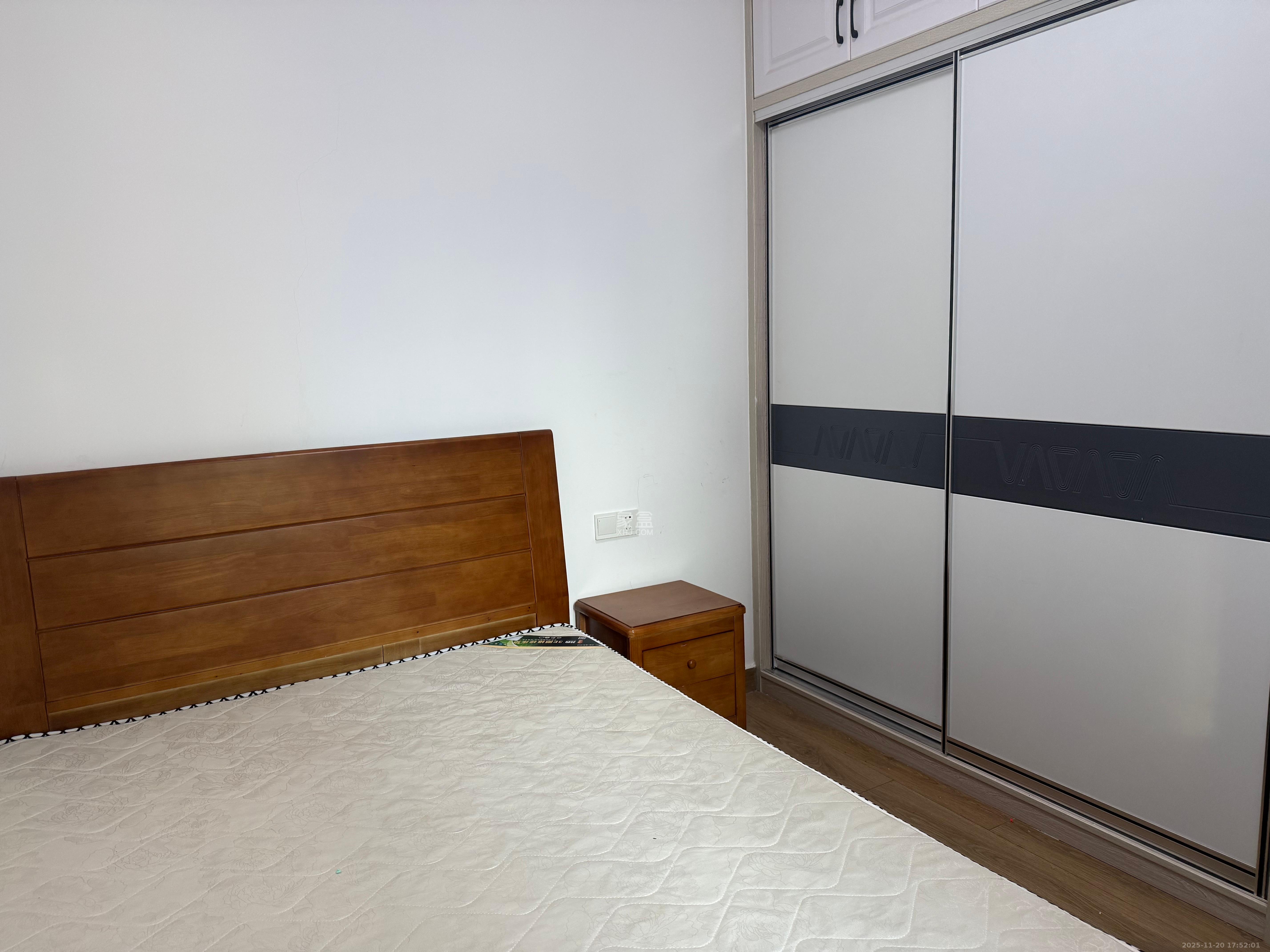 富基世纪公园 3室2厅1卫 1650.0元/月 富基世纪公园 3室2厅1卫 1650.0元/月室内图