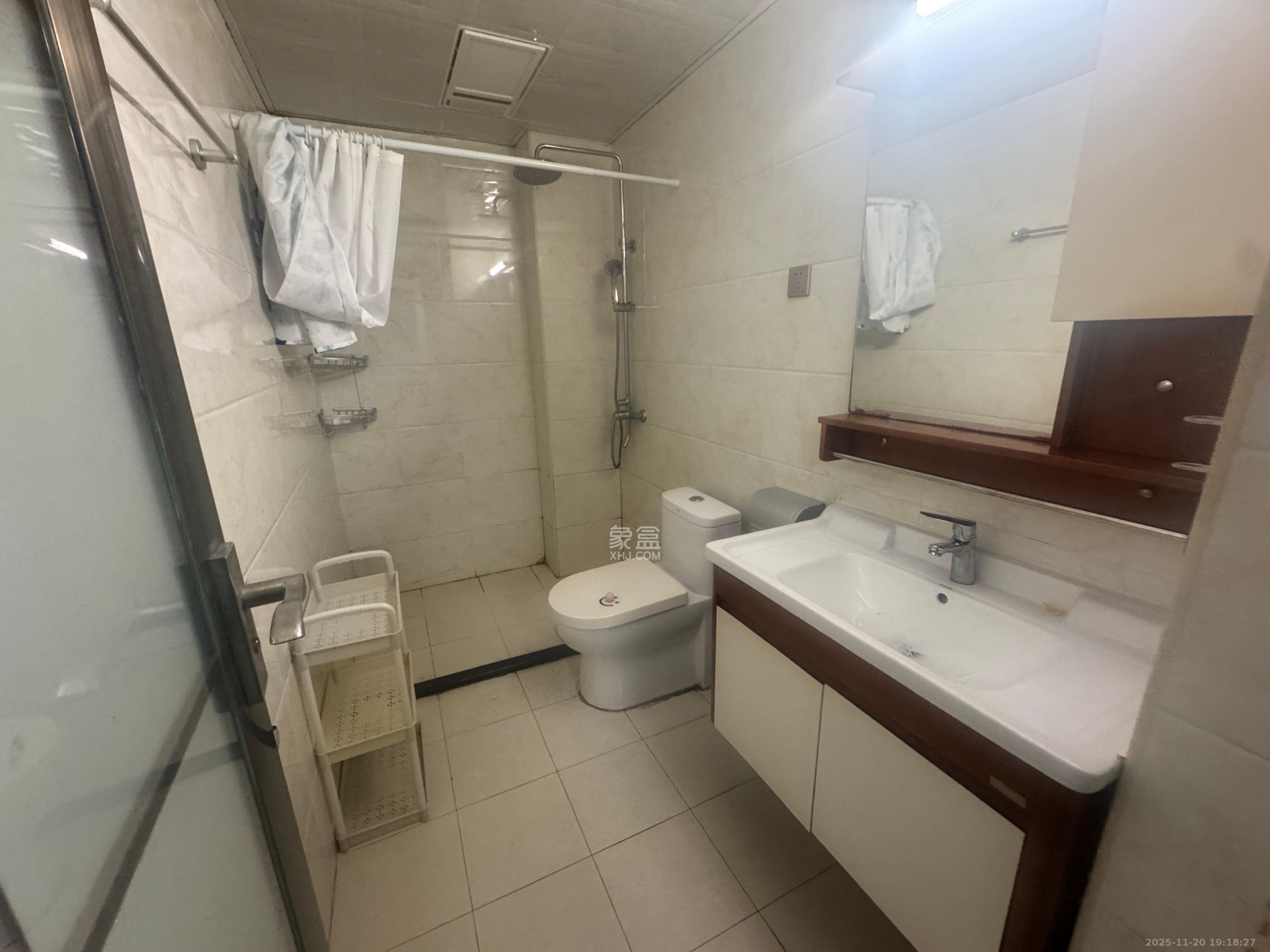 北辰三角洲E3区 1室1厅1卫 2200.0元/月 北辰三角洲E3区 1室1厅1卫 2200.0元/月室内图