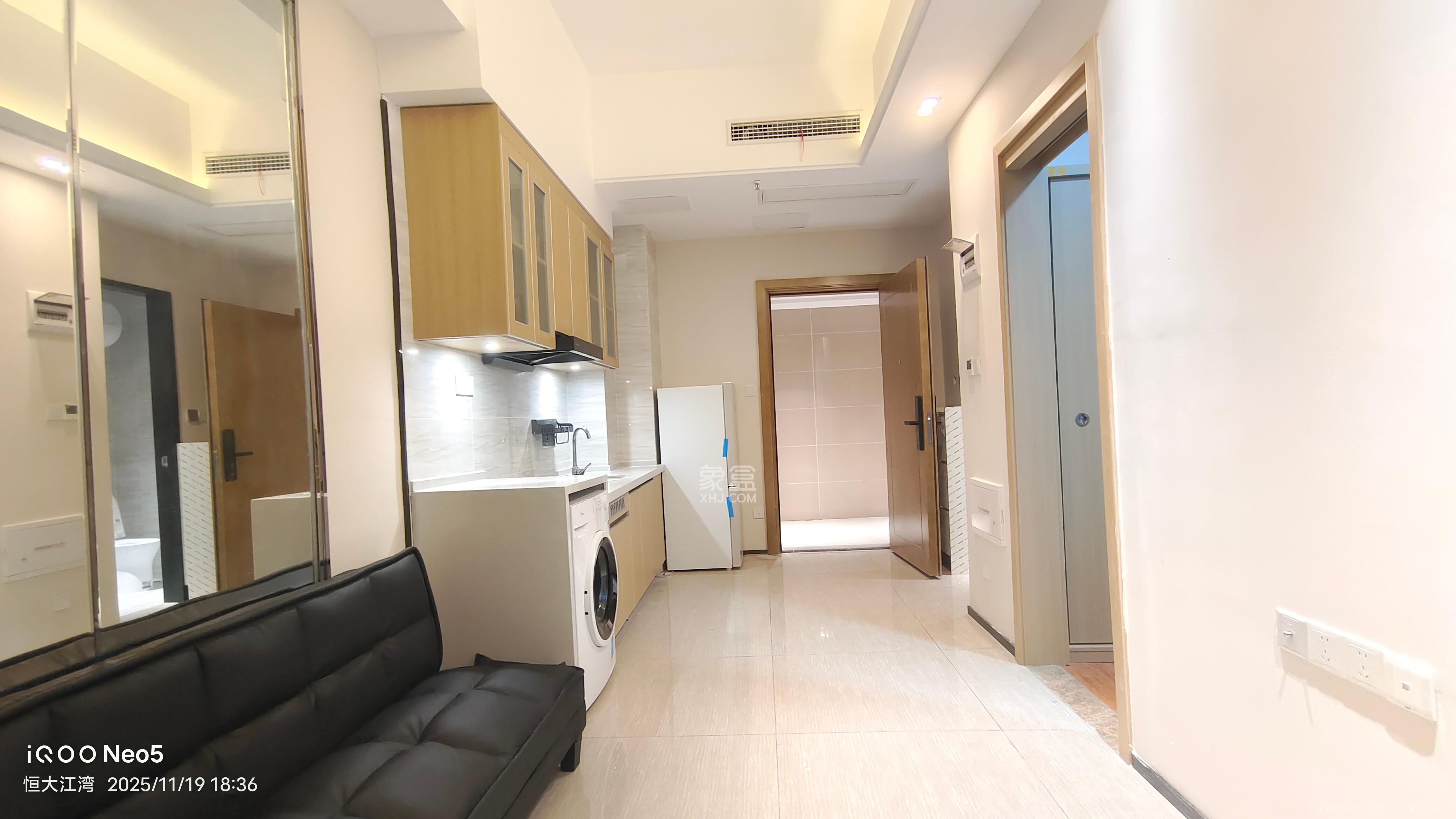 恒大珺悦府  1室1厅1卫    2200.0元/月室内图