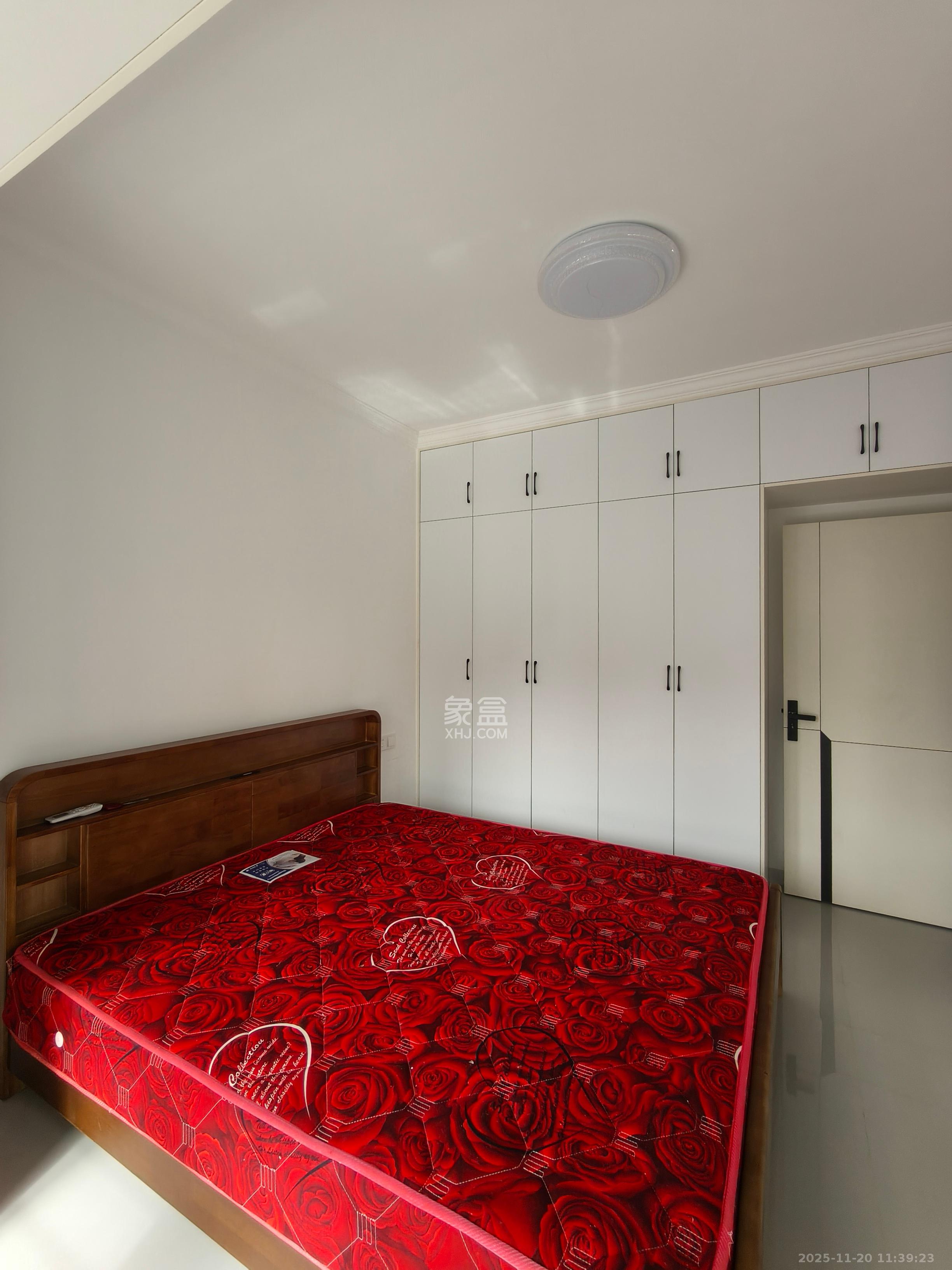 和景家园一期  2室2厅1卫    1800.0元/月室内图