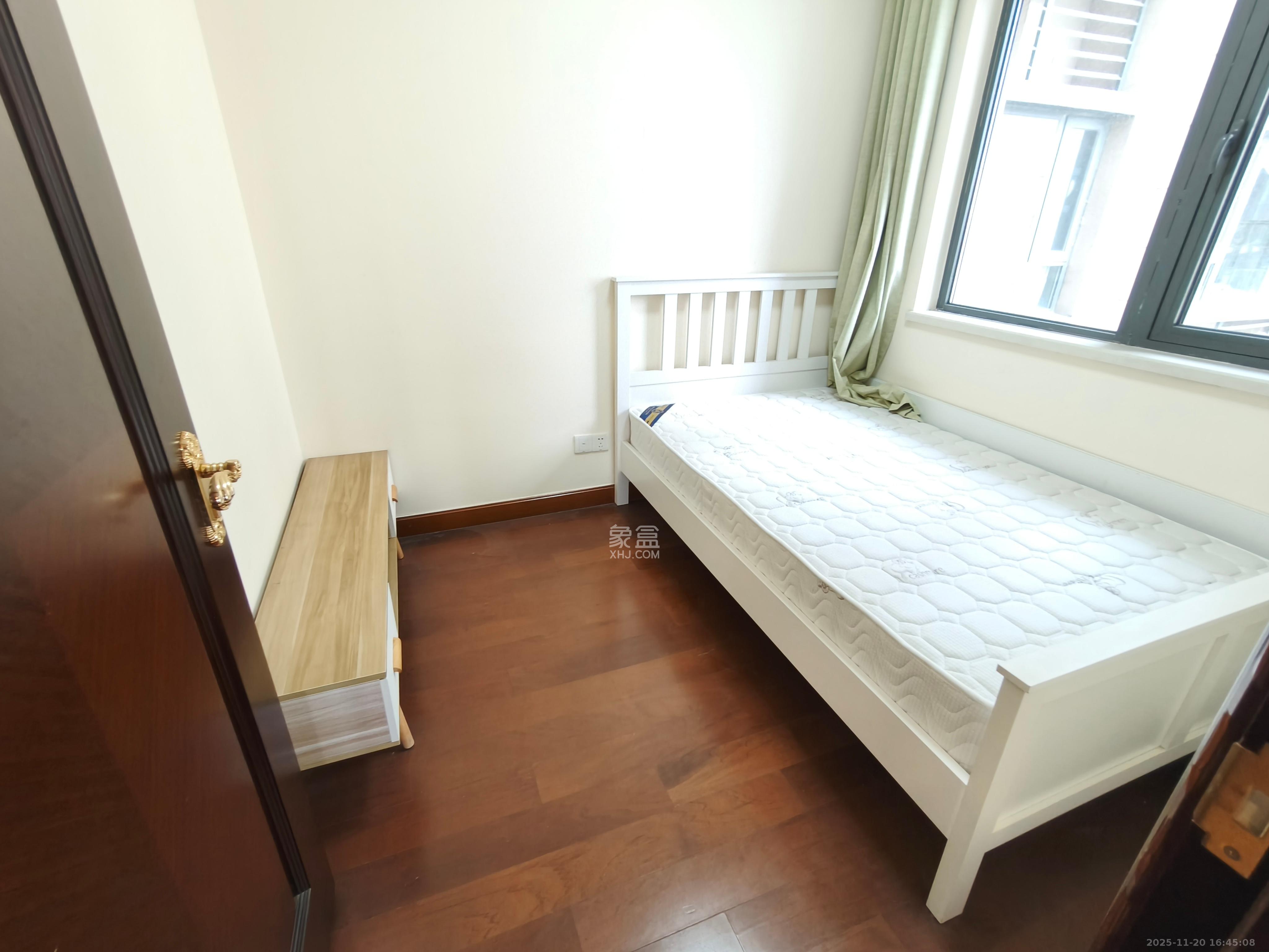 恒大御景半岛锦绣苑  3室2厅1卫    2500.0元/月室内图