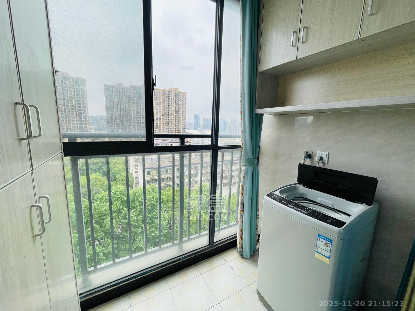 裕天国际商汇中心  1室0厅0卫    1500.0元/月室内图