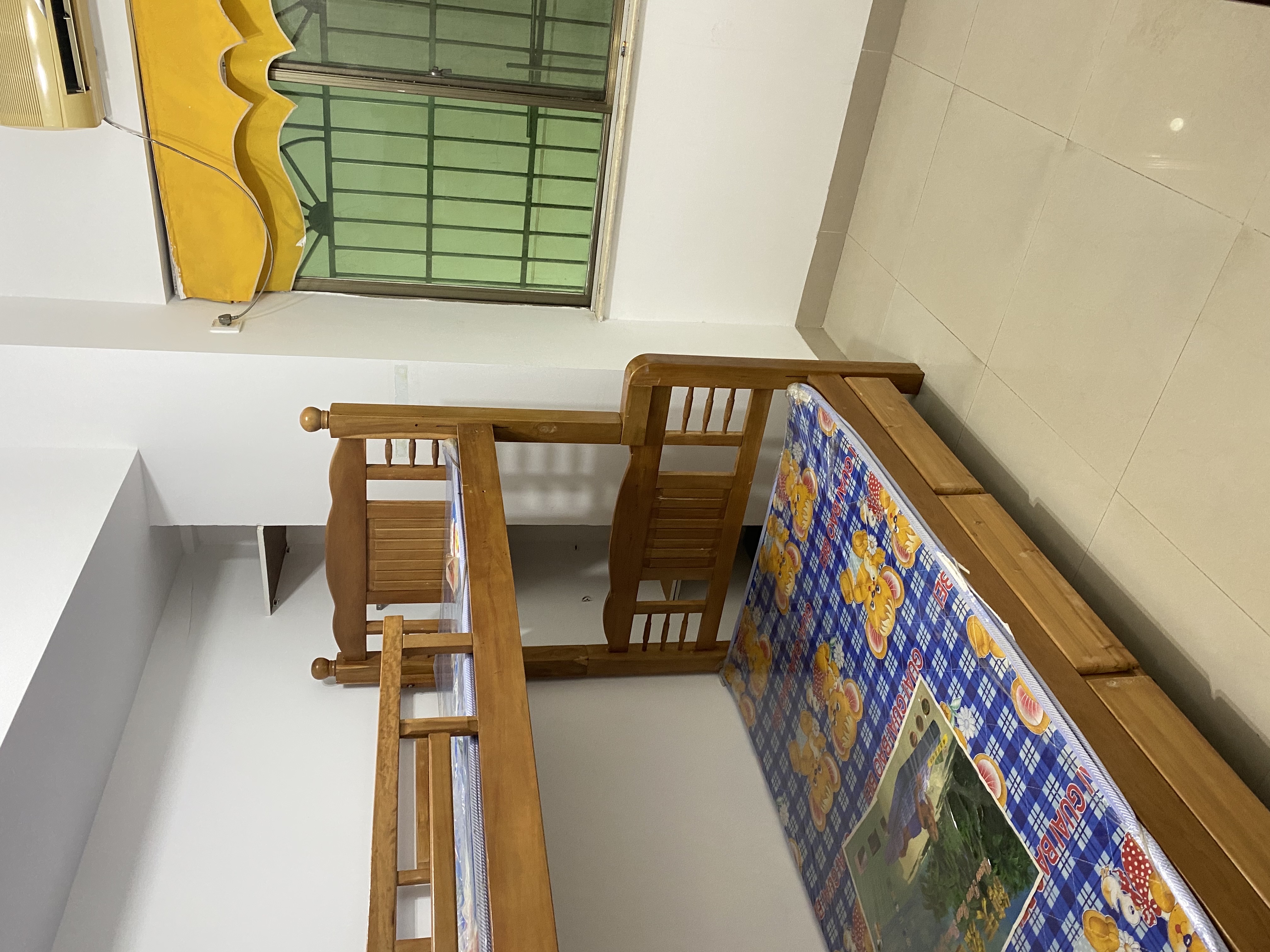 华贸大厦（华贸花苑）  3室2厅1卫    2400.0元/月室内图