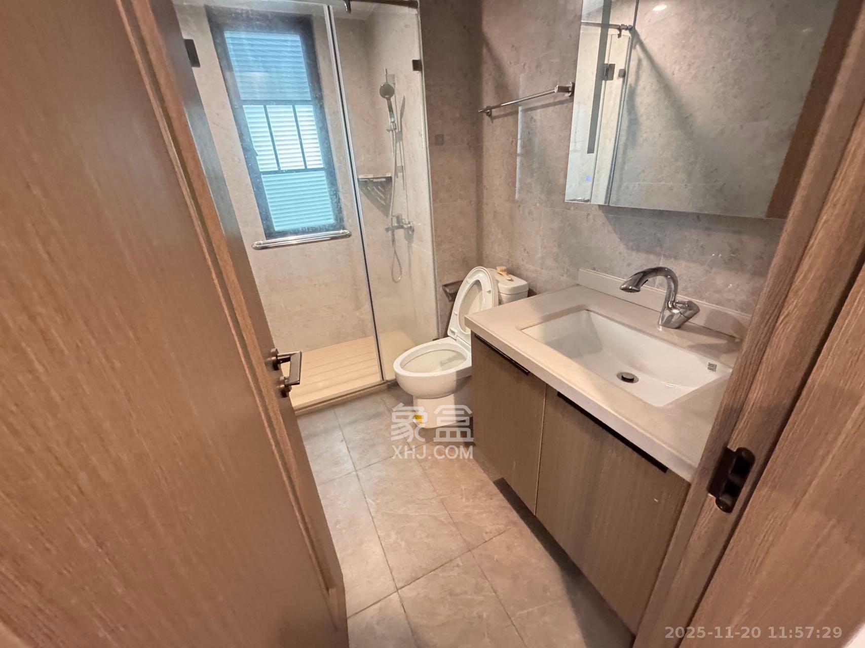 龙湖日盛奕境  3室2厅1卫    3000.0元/月