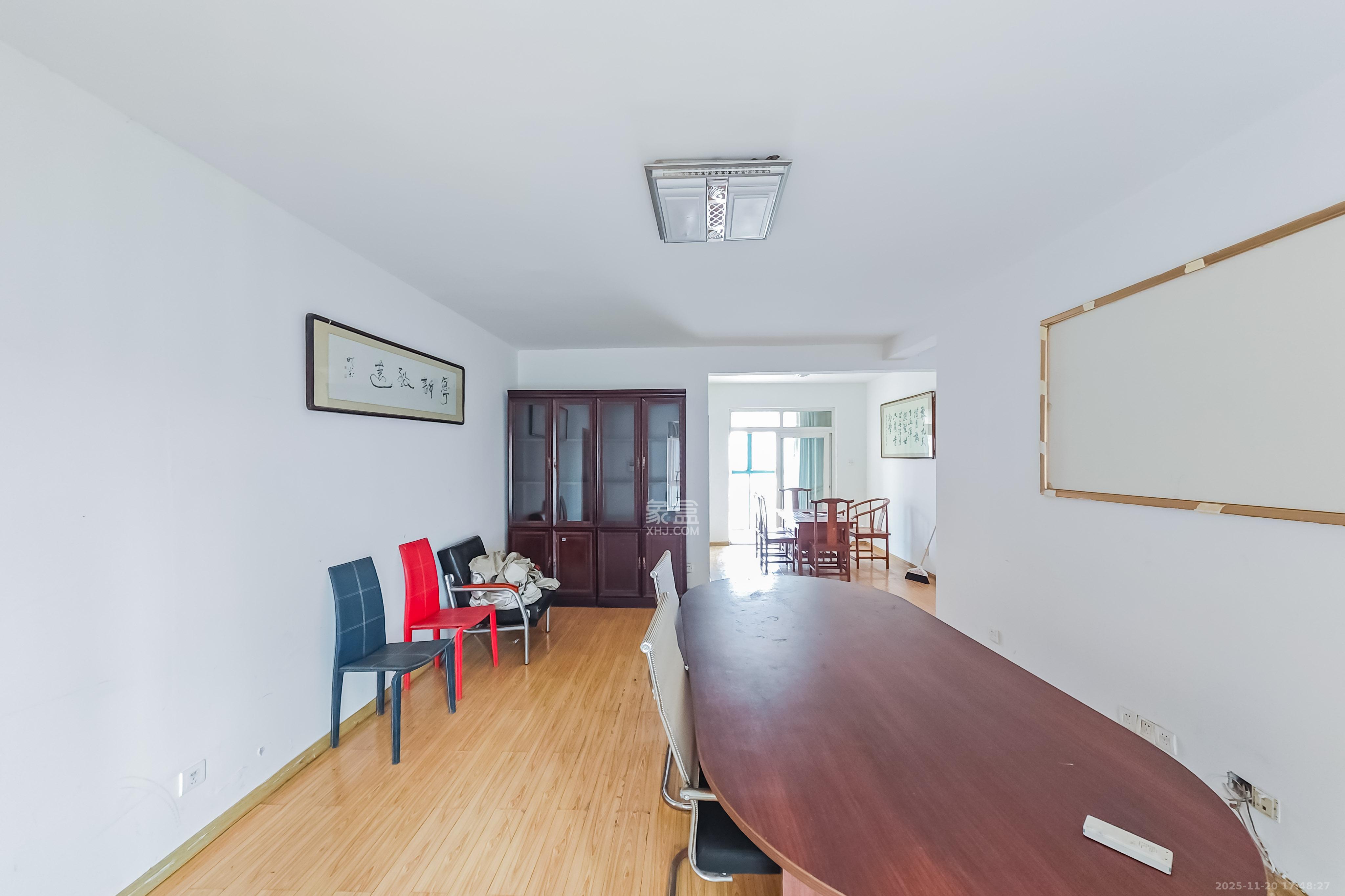 恒丰天湘华庭  1室2厅1卫    73.0万