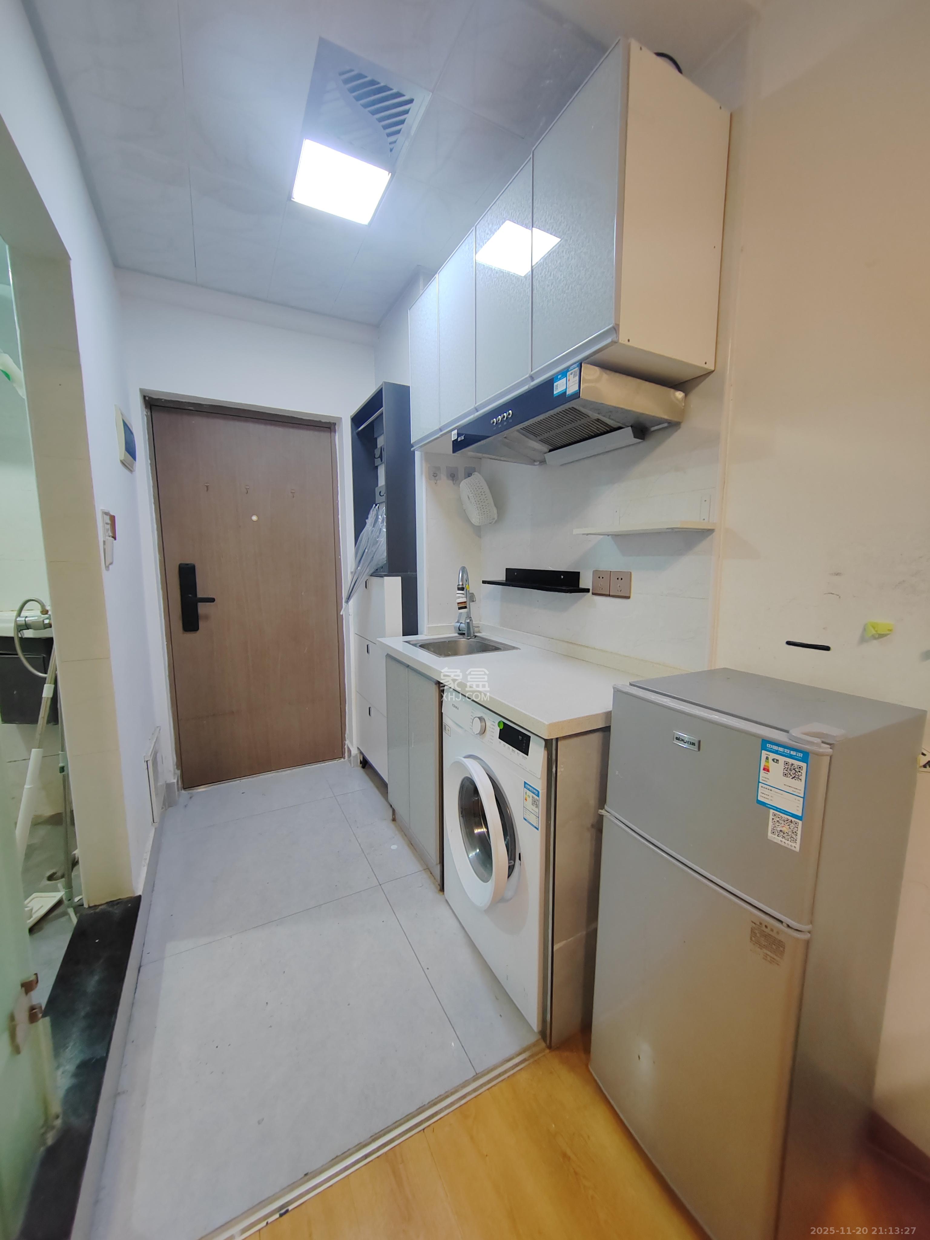 好莱城(弘德西街) 1室1厅1卫 1000.0元/月 好莱城(弘德西街) 1室1厅1卫 1000.0元/月室内图