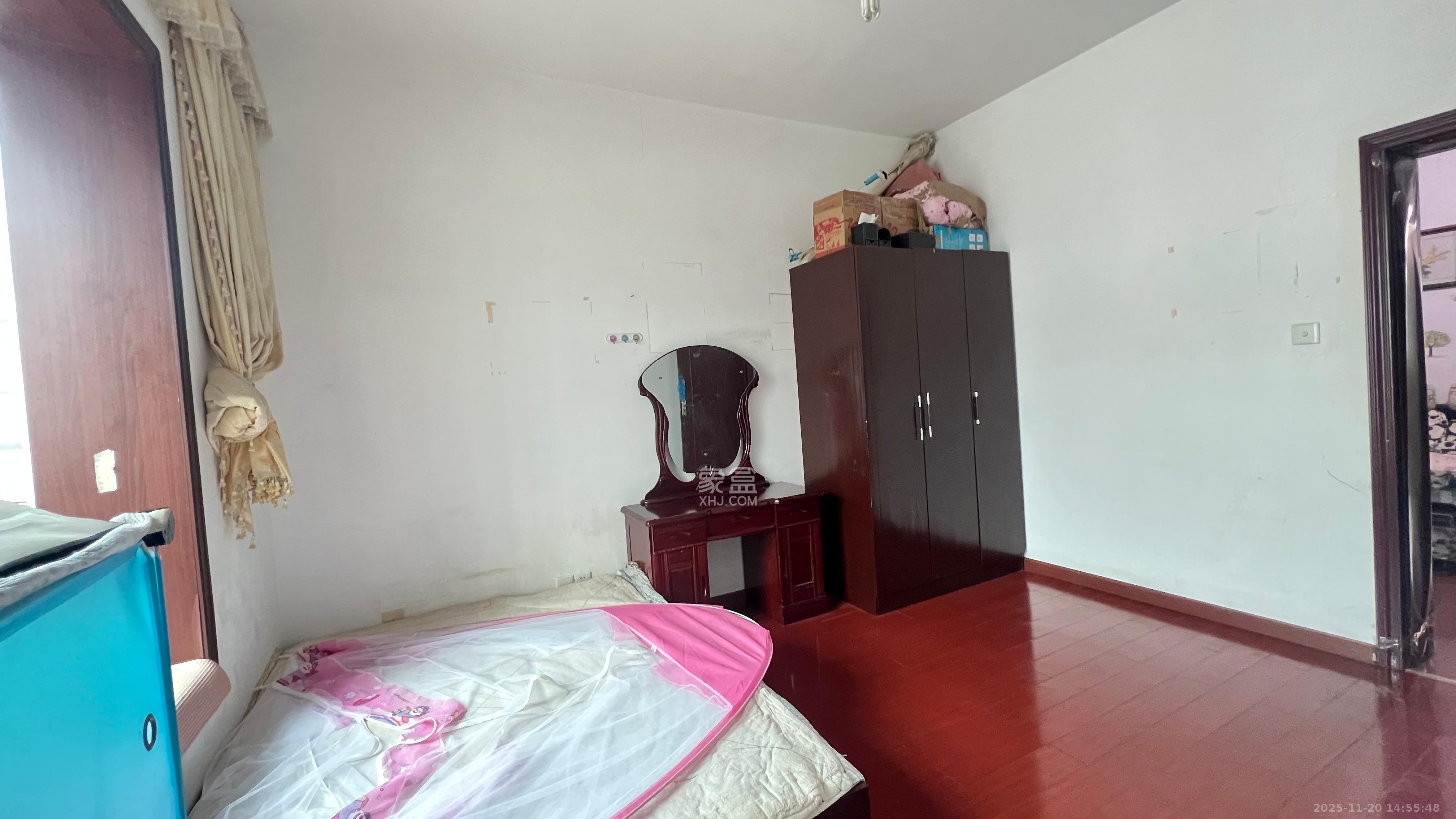 中南汽车世界 2室2厅1卫 1000.0元/月 中南汽车世界 2室2厅1卫 1000.0元/月室内图