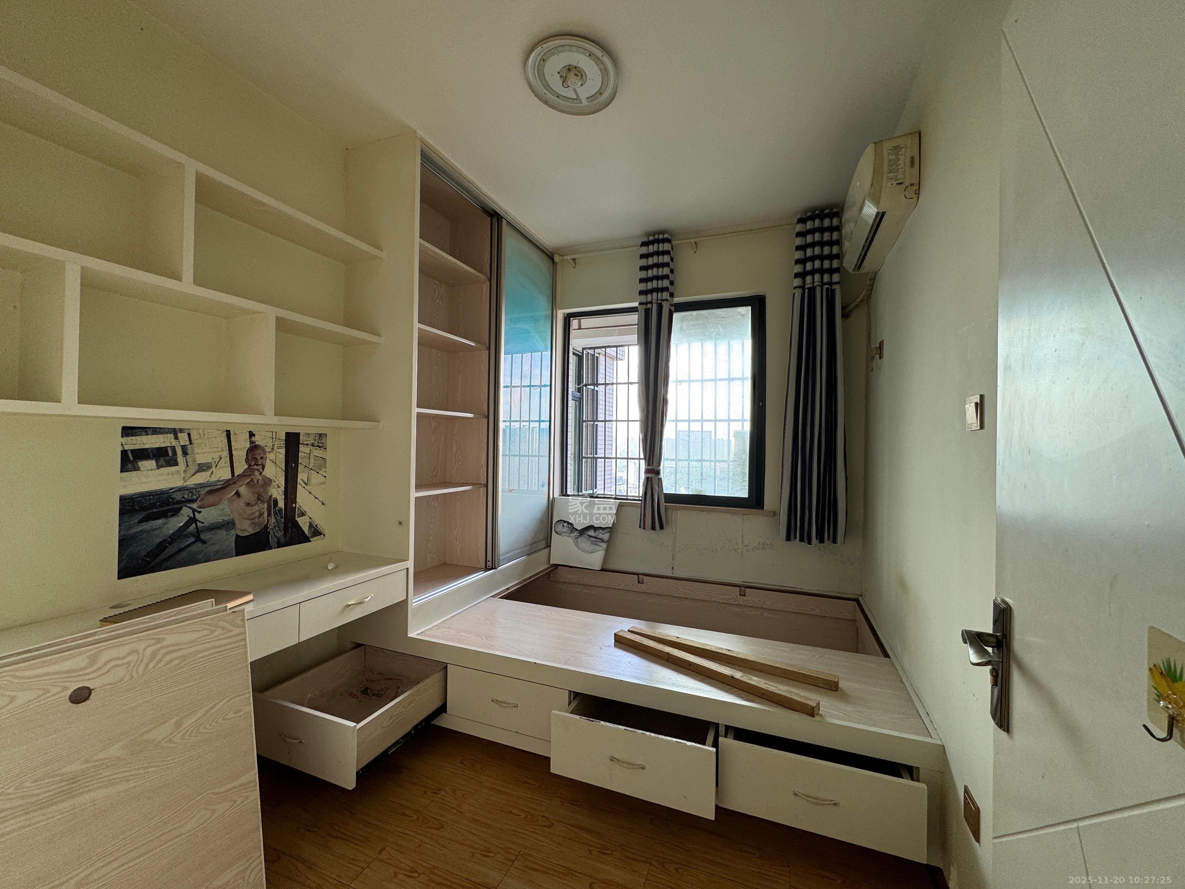 丰源国际  3室1厅1卫    2000.0元/月室内图