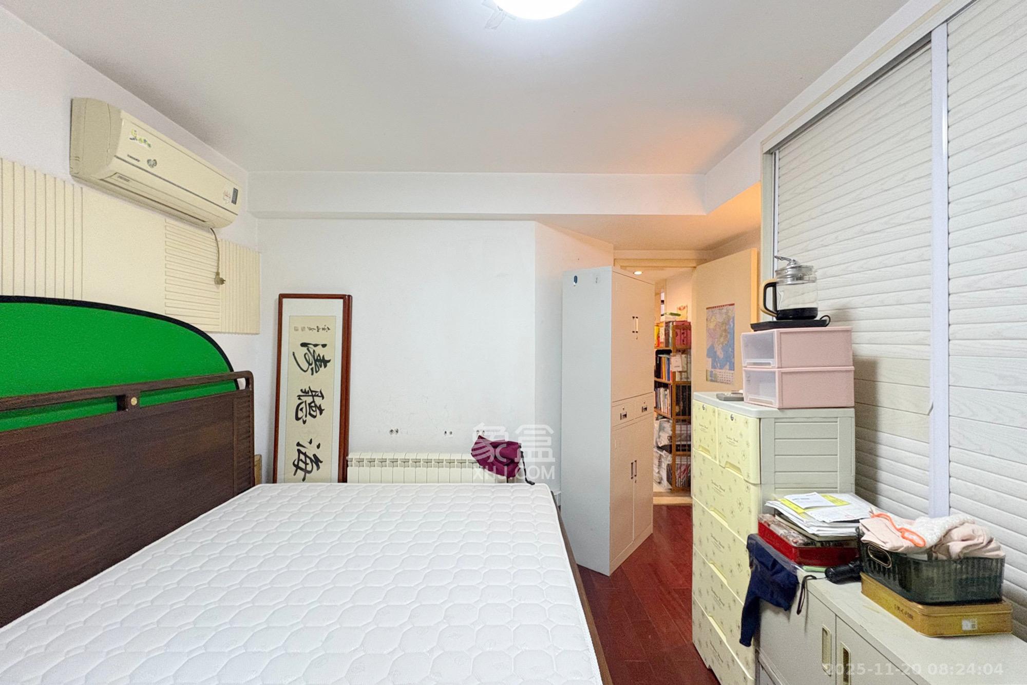 维一星城 3室2厅2卫 4300.0元/月 维一星城 3室2厅2卫 4300.0元/月室内图