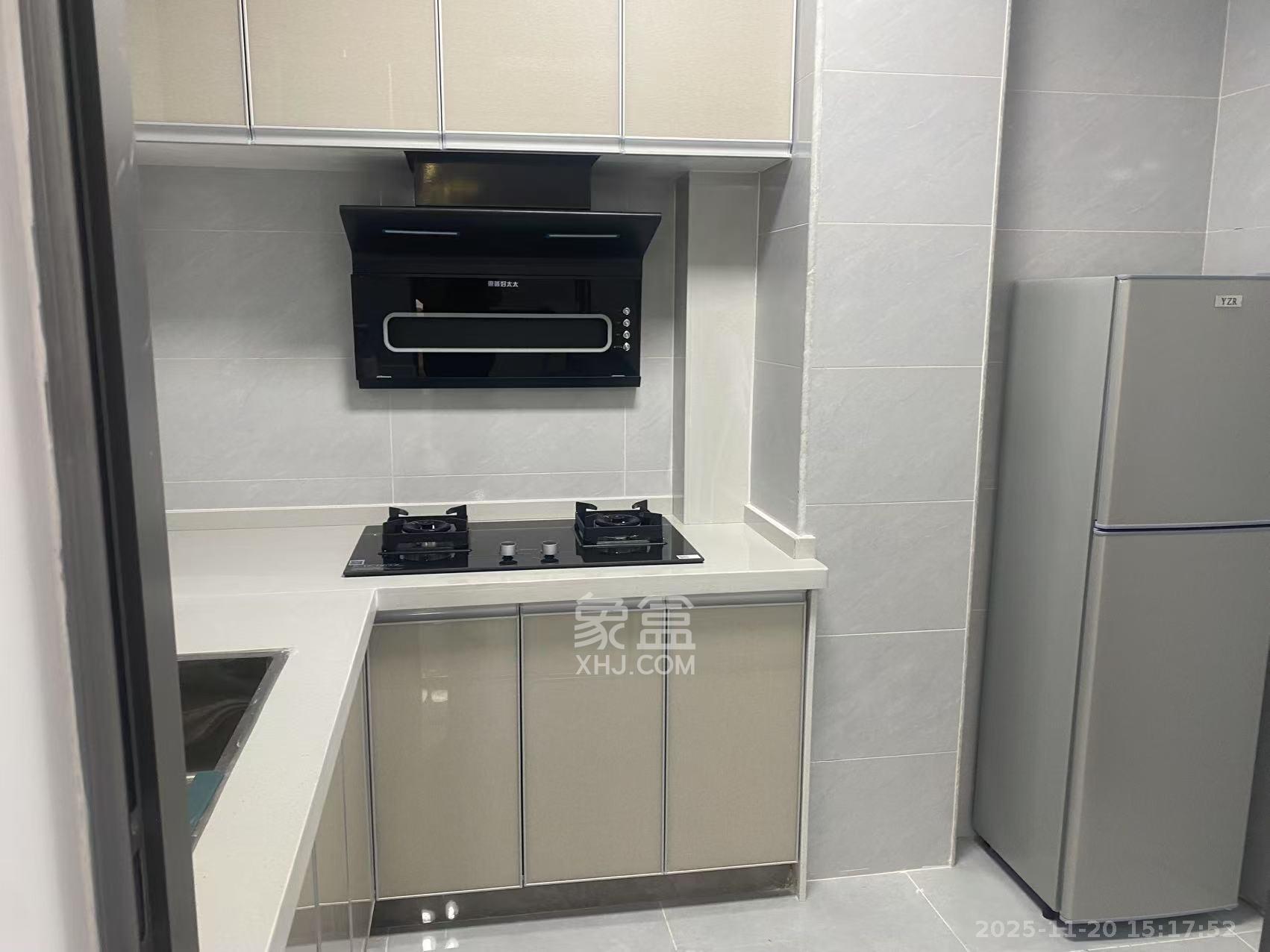 北辰中央公园C区  3室1厅1卫    2400.0元/月室内图