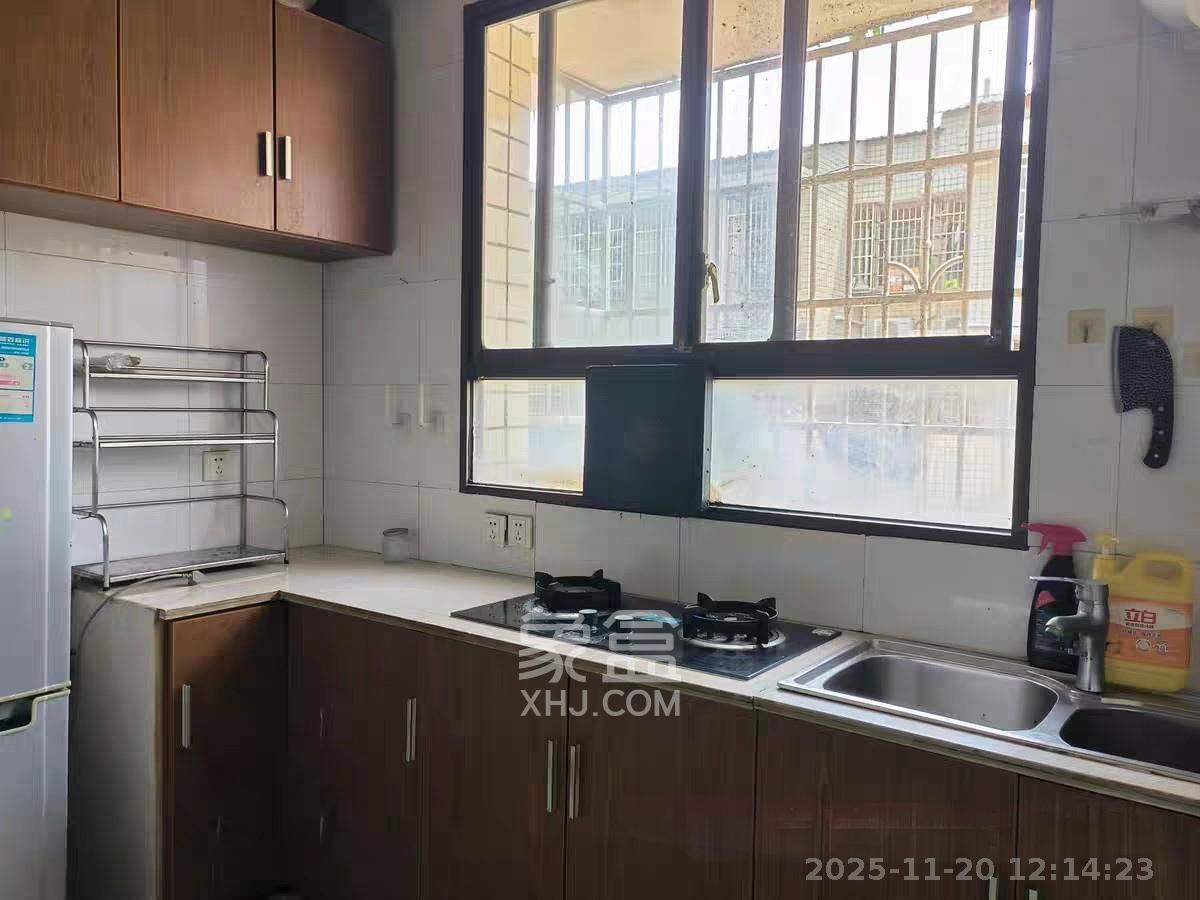 新塘垅小区（高桥物流园）  1室0厅0卫    1300.0元/月室内图