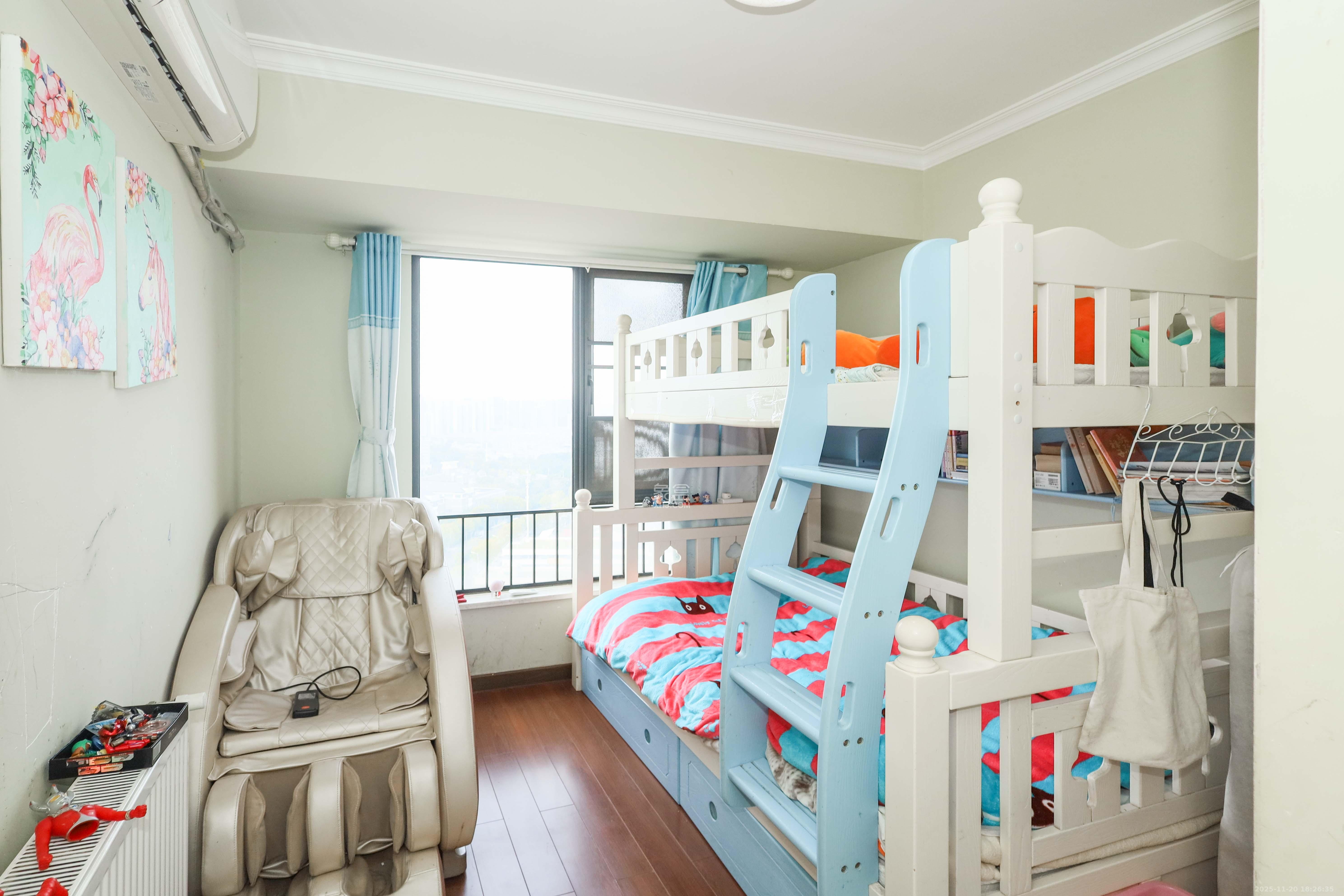 万科城市花园 3室2厅2卫 110.0万 万科城市花园 3室2厅2卫 110.0万卧室