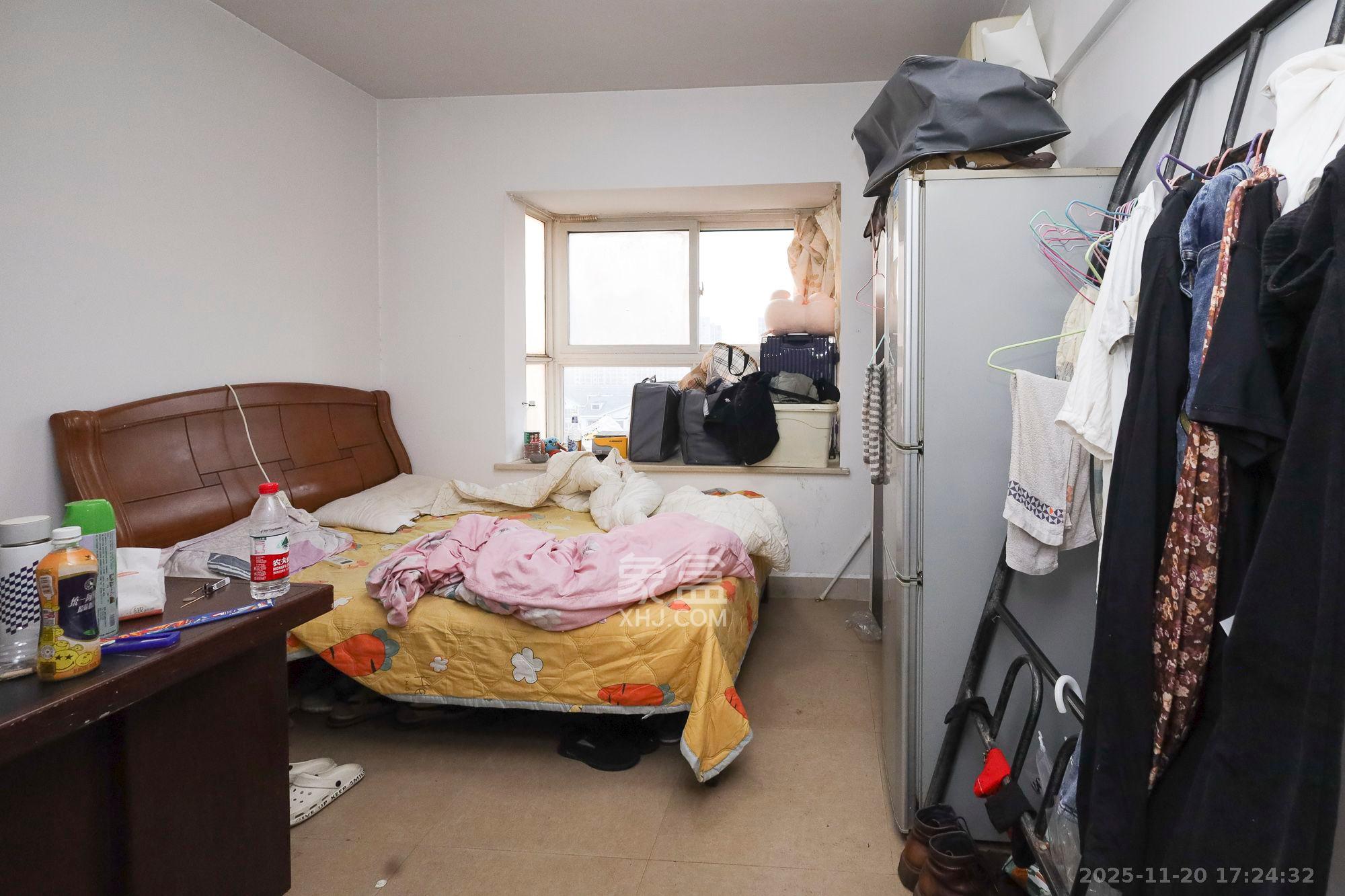 德润园 2室2厅1卫 1700.0元/月 德润园 2室2厅1卫 1700.0元/月室内图