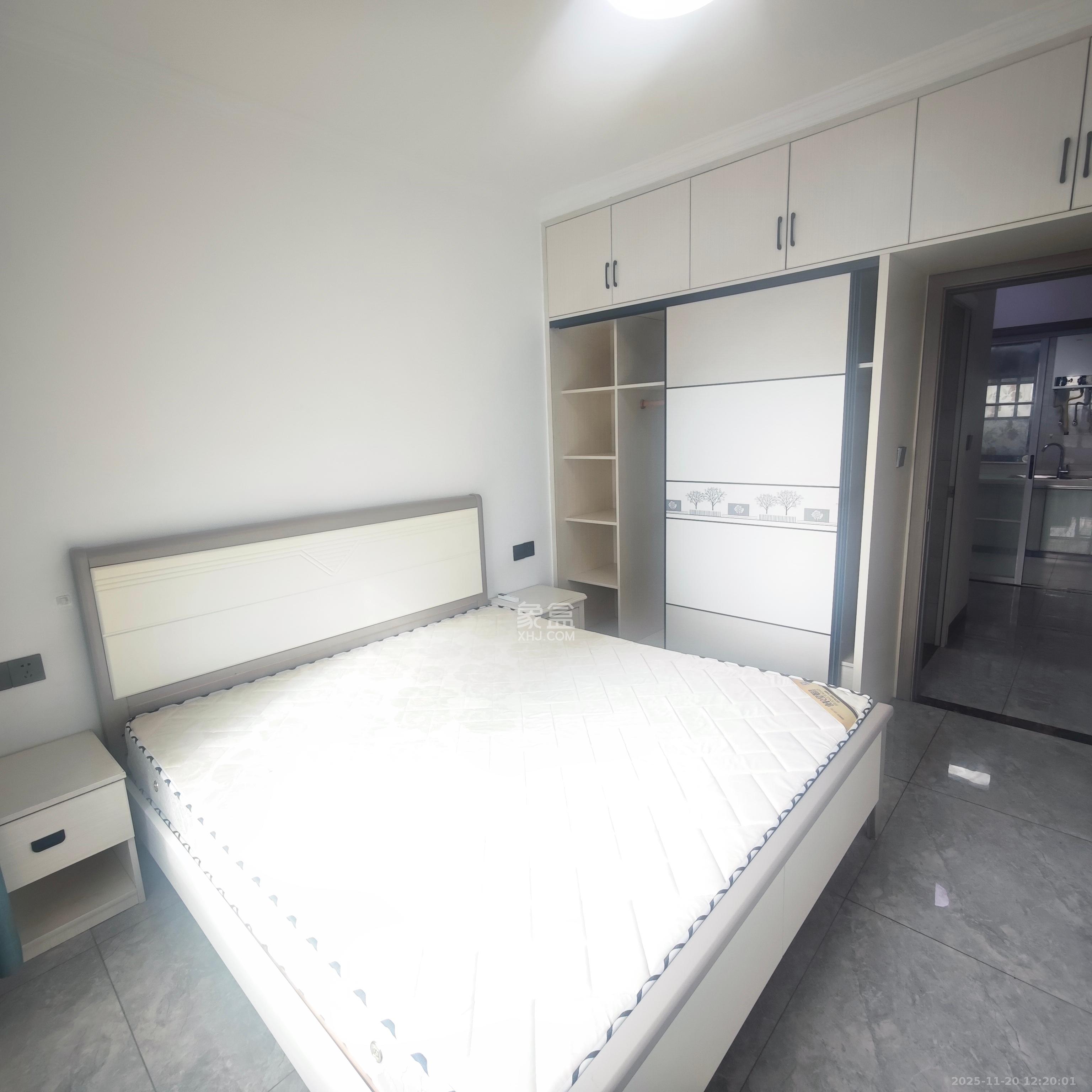 东合新苑 1室0厅0卫 2100.0元/月 东合新苑 1室0厅0卫 2100.0元/月室内图