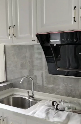 晨晖玺樾  3室2厅1卫    2000.0元/月