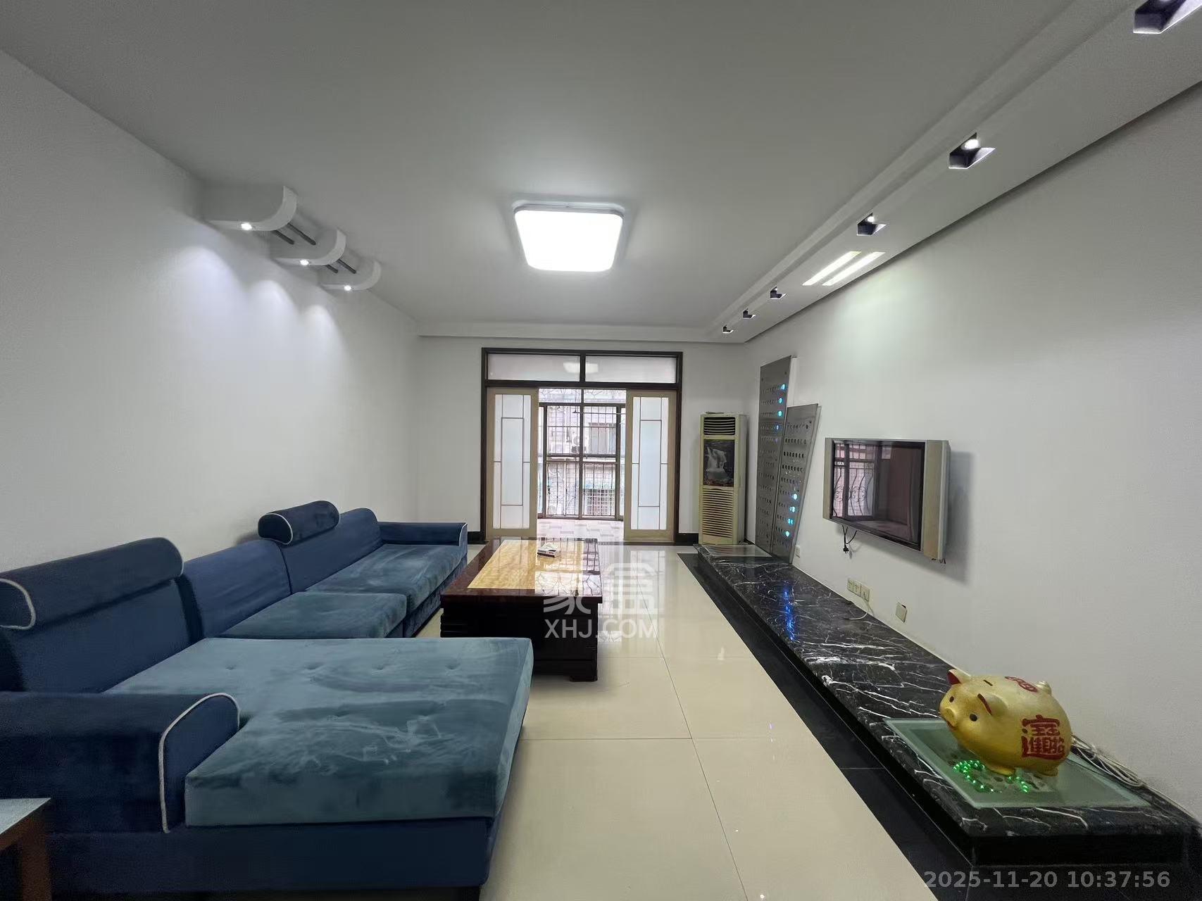 汇城花园 3室2厅2卫 3300.0元/月 汇城花园 3室2厅2卫 3300.0元/月室内图