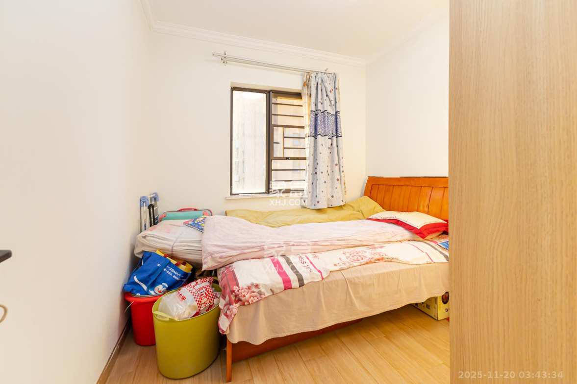 润和又一城 3室2厅1卫 68.5万 润和又一城 3室2厅1卫 68.5万卧室