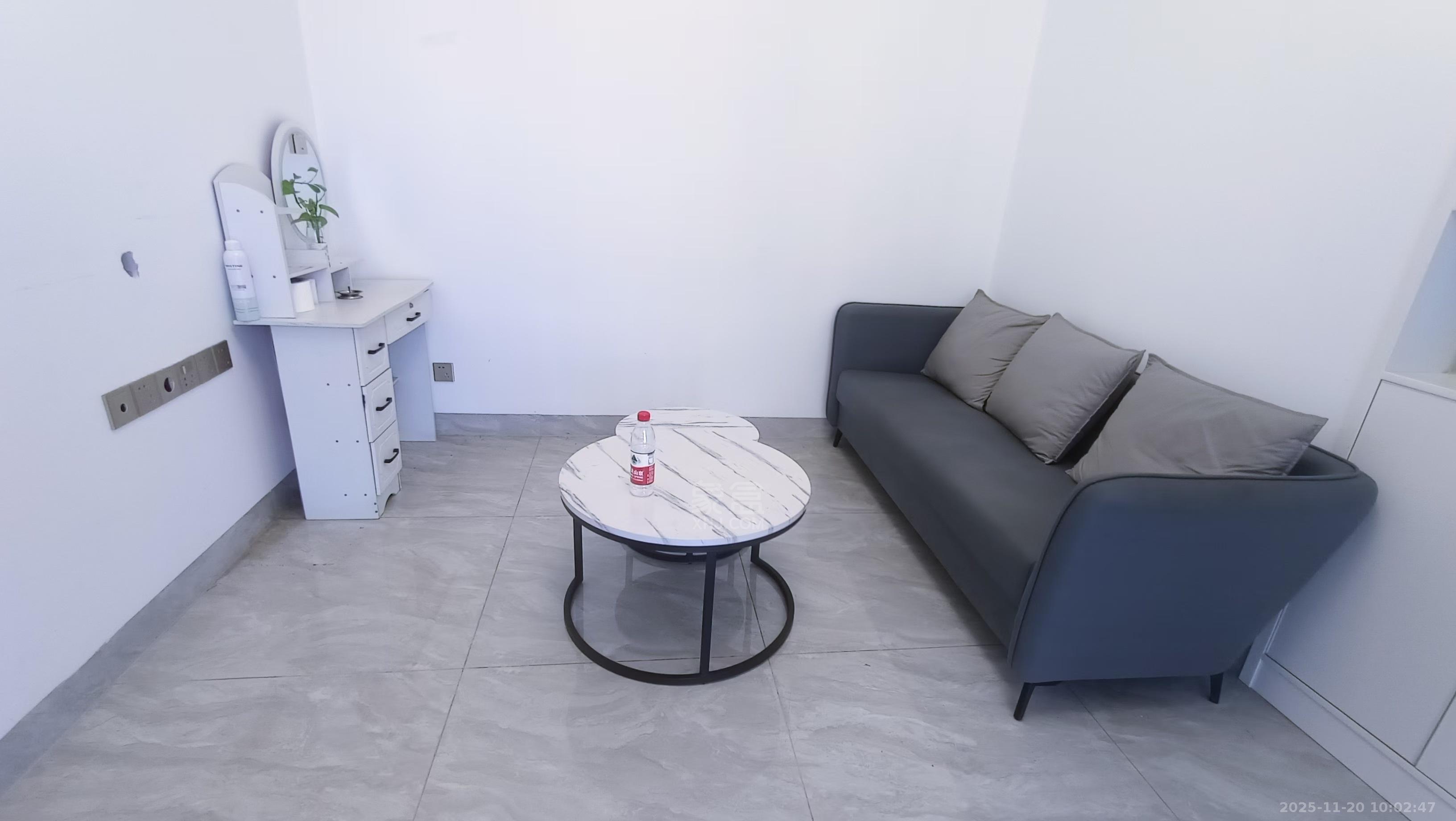 东方时代广场  1室1厅1卫    1300.0元/月室内图