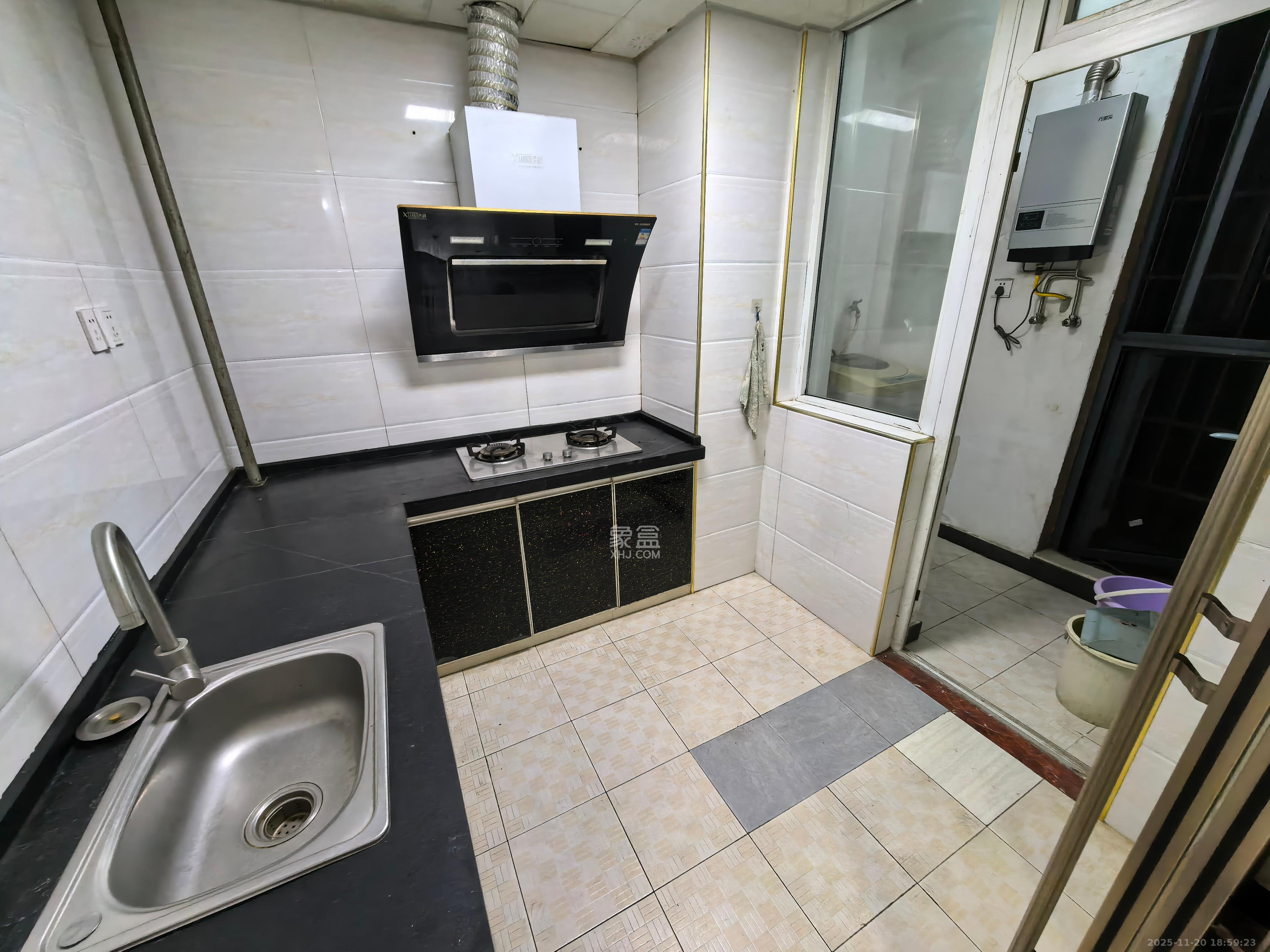 联盟佳苑  2室2厅1卫    1300.0元/月室内图