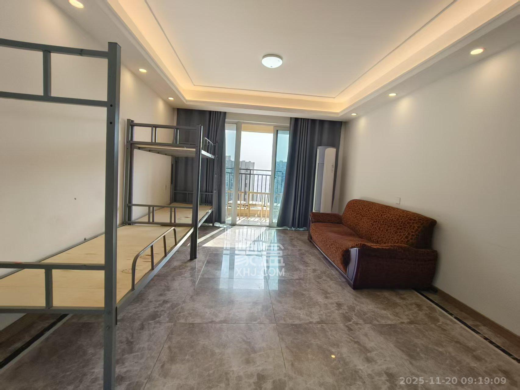 金地中交麓谷香颂(金地中交雅苑)  3室2厅2卫    2800.0元/月