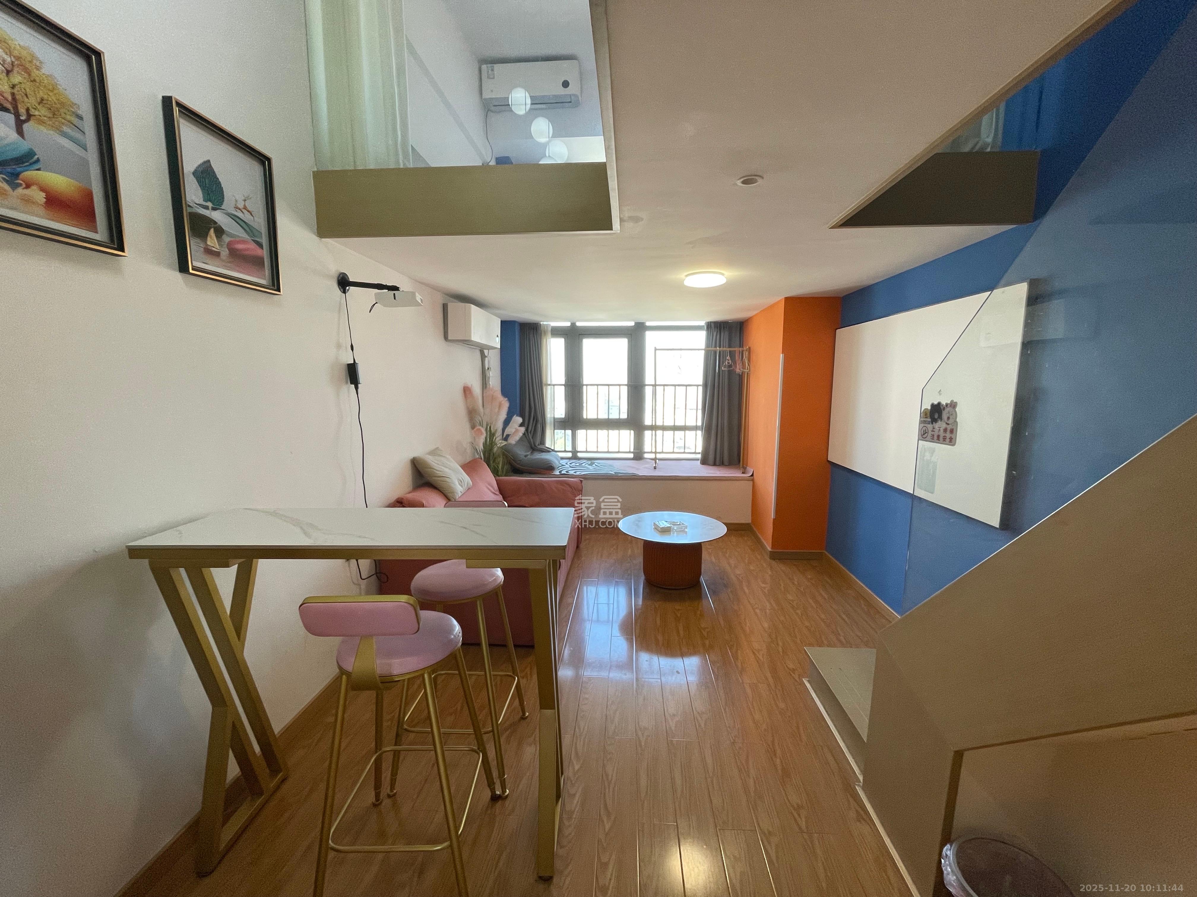 阳光城檀悦  2室1厅1卫    2800.0元/月室内图