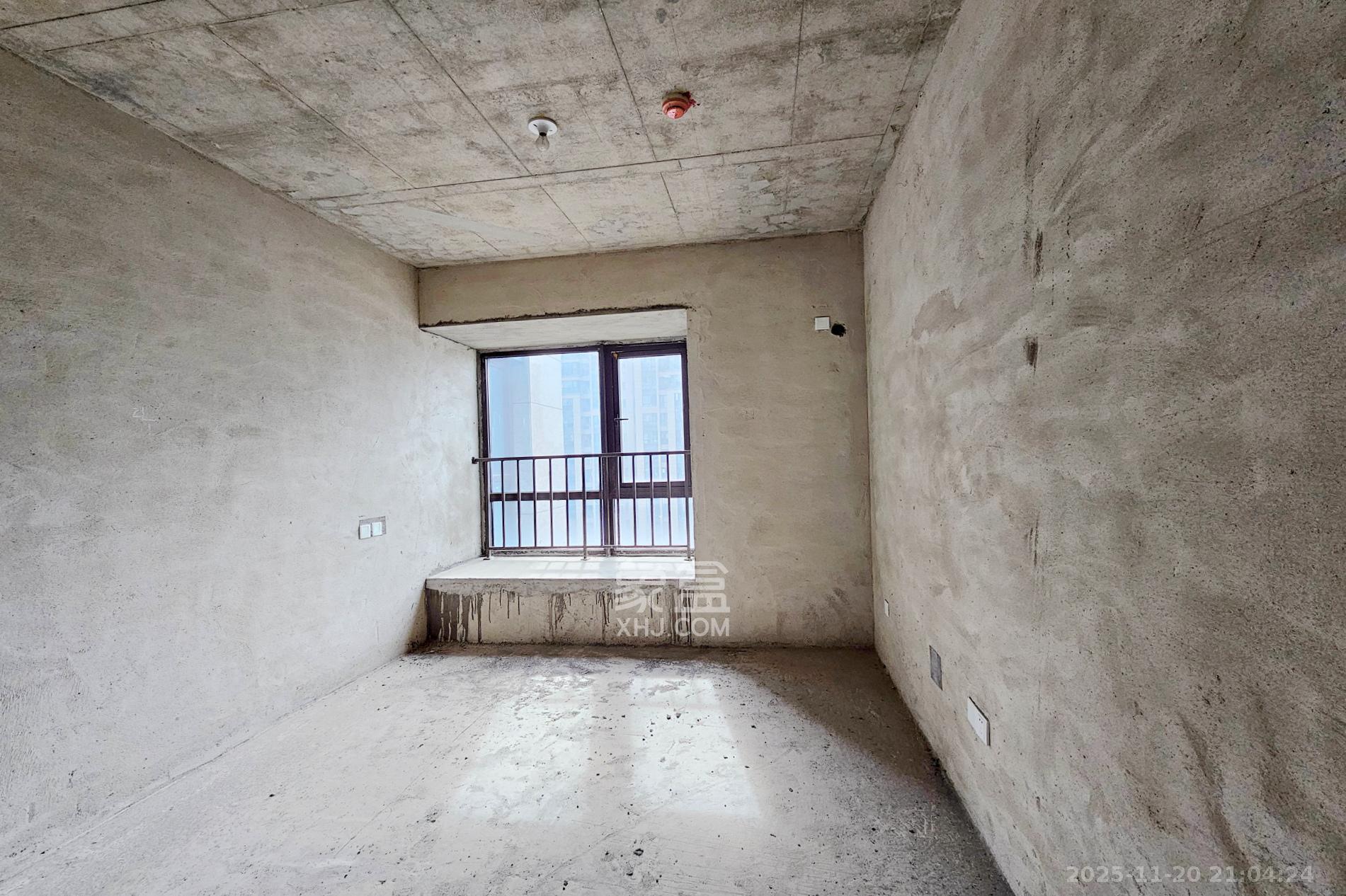 明昇壹城(明昇时代广场)二期 4室2厅3卫 228.0万 明昇壹城(明昇时代广场)二期 4室2厅3卫 228.0万卧室