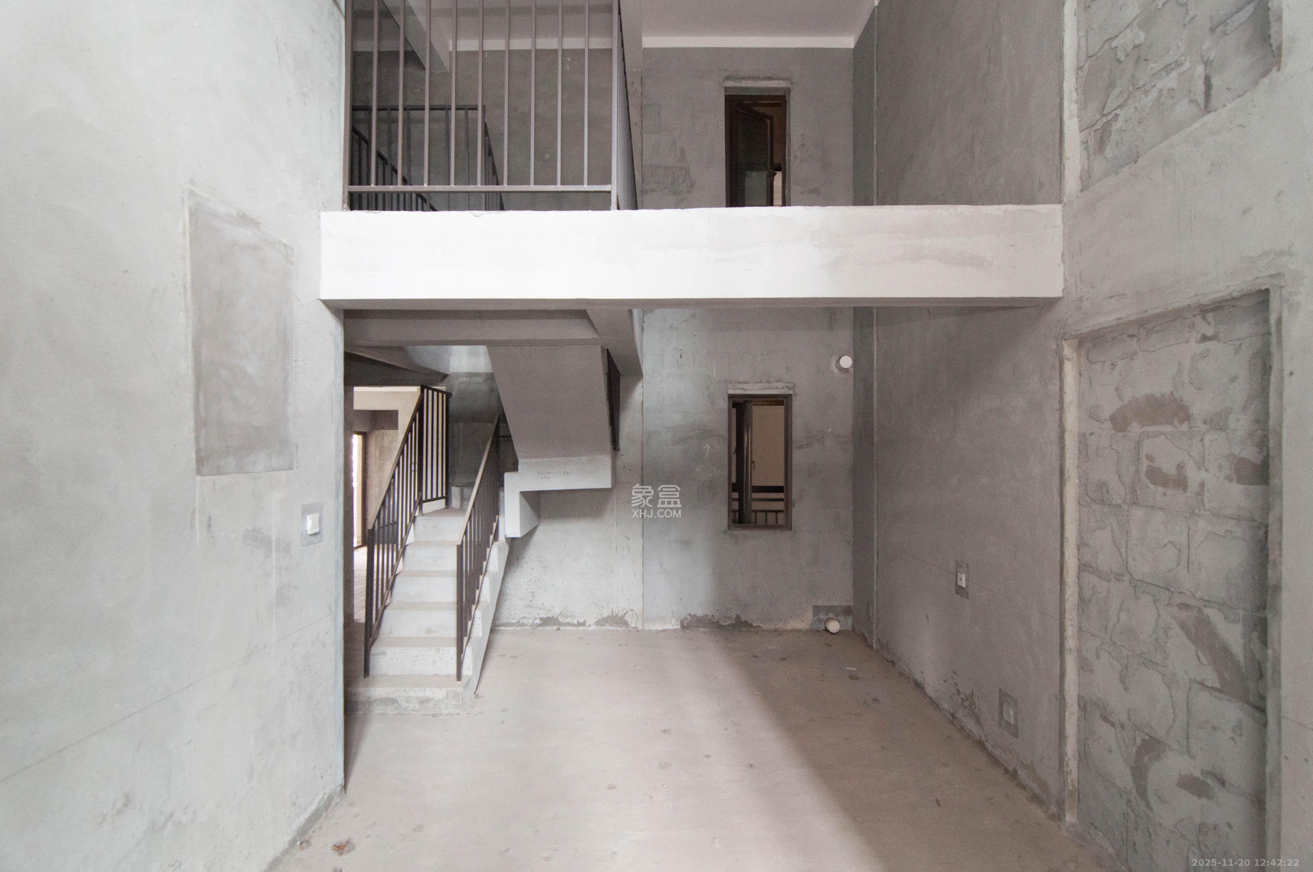 梅溪正荣府 4室2厅2卫 157.0万 梅溪正荣府 4室2厅2卫 157.0万其他